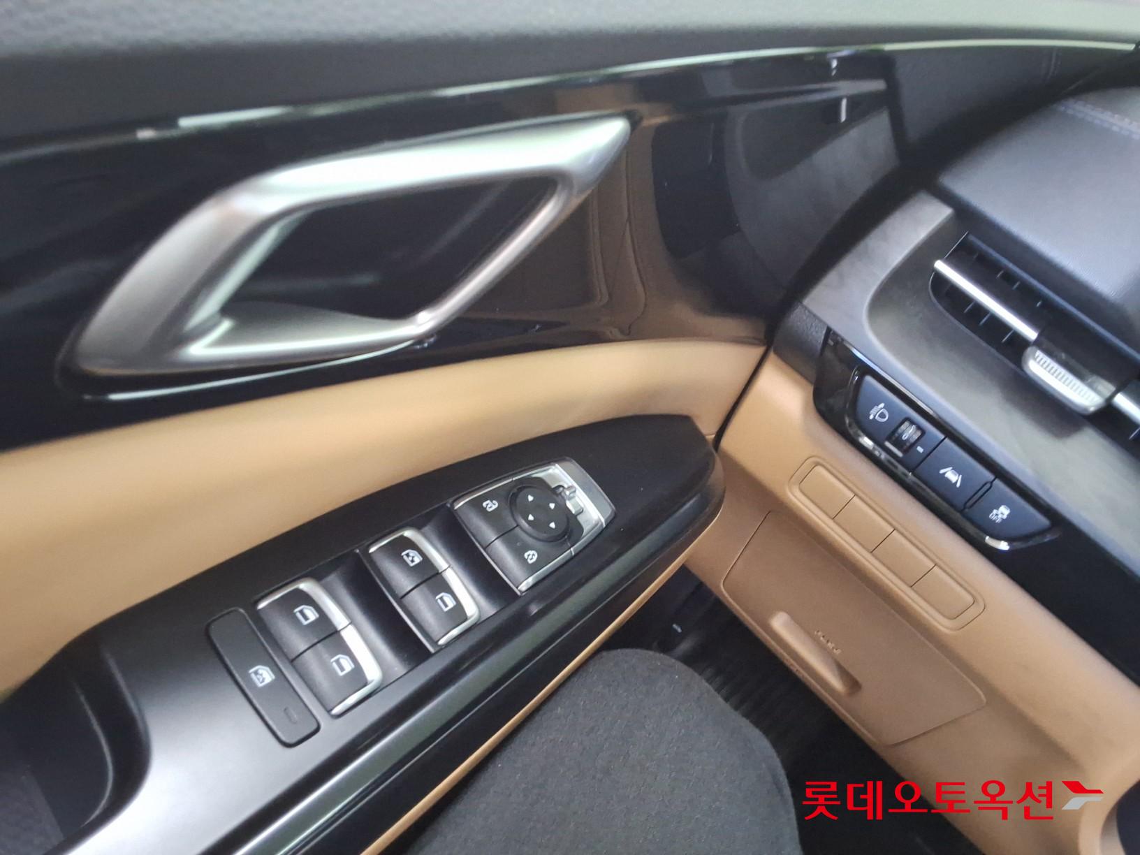 2021 - kia carnival