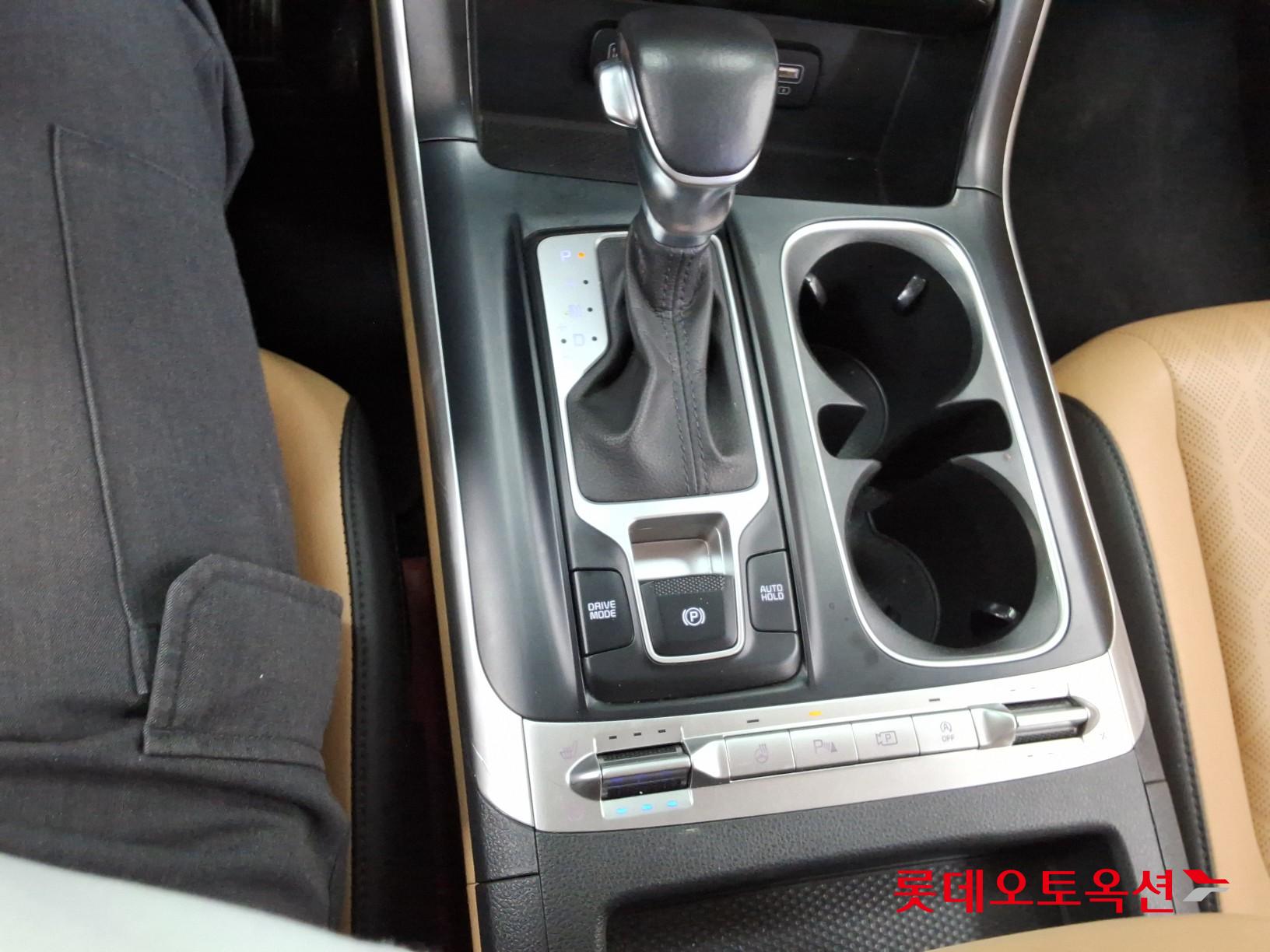 2021 - kia carnival