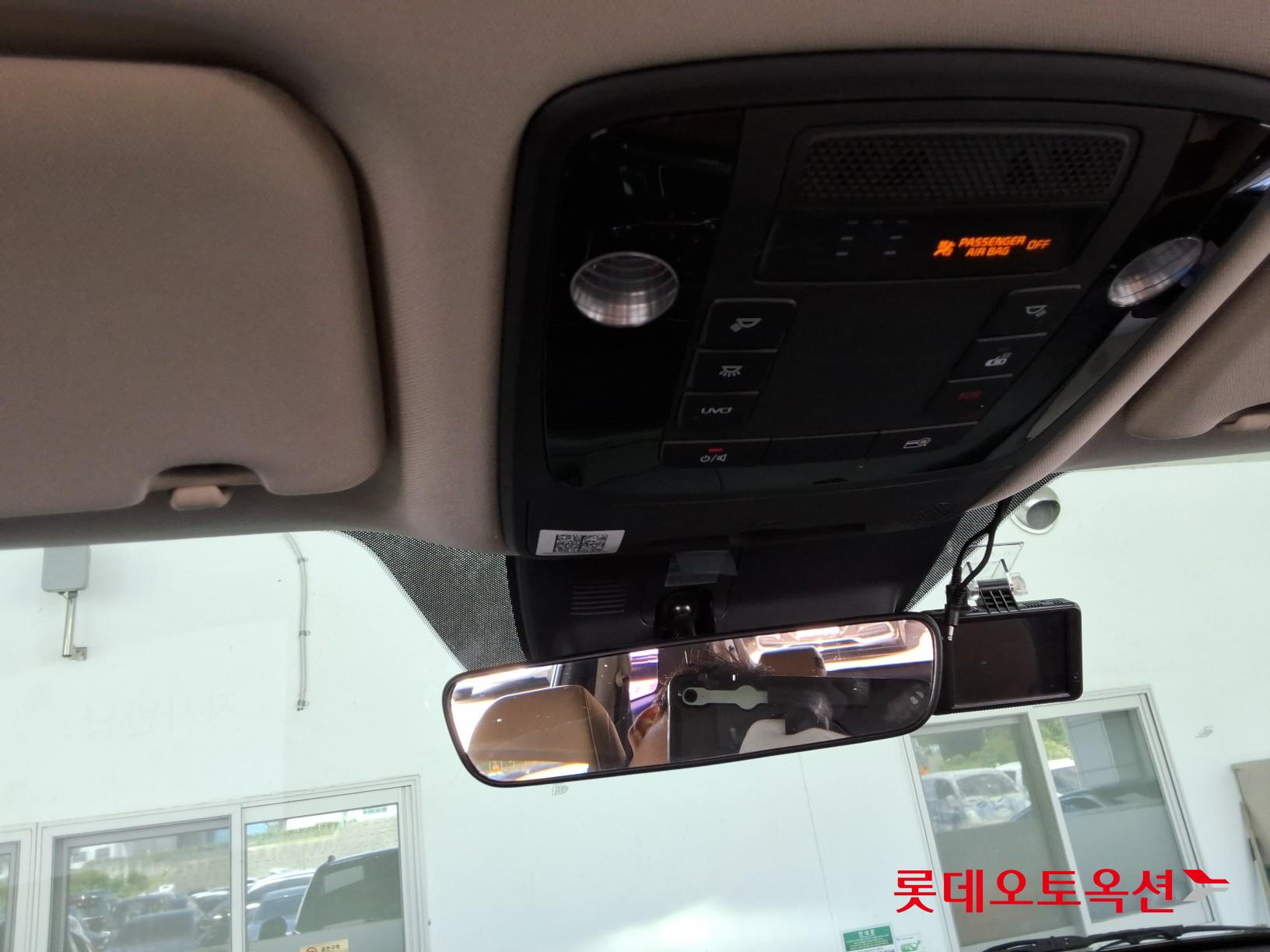 2021 - kia carnival