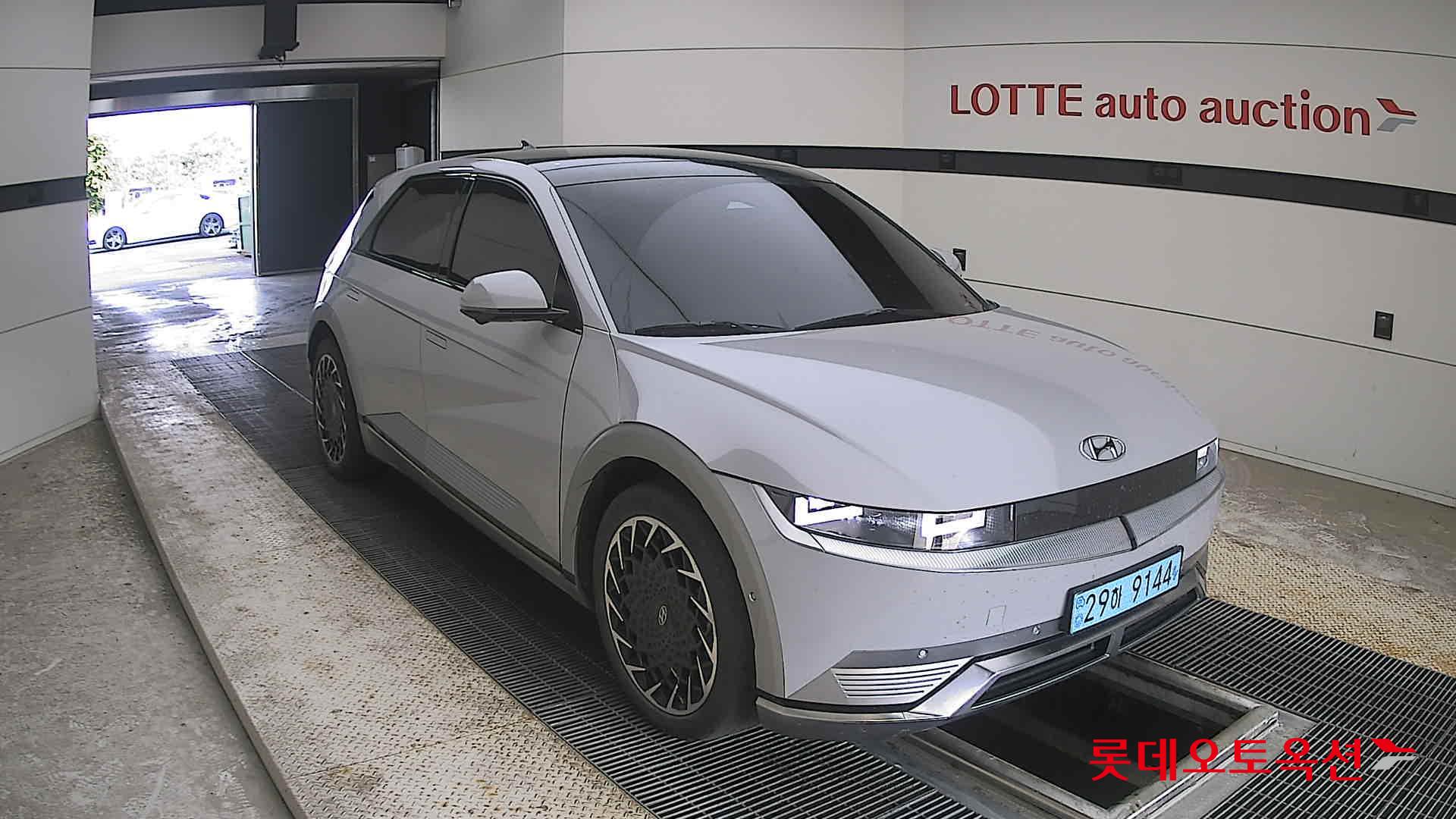 2022 - hyundai ioniq