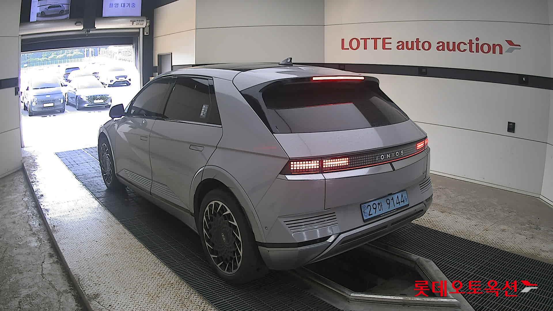 2022 - hyundai ioniq