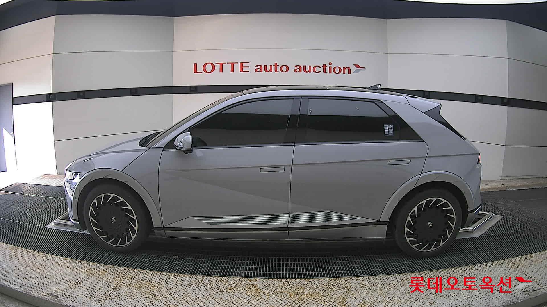 2022 - hyundai ioniq