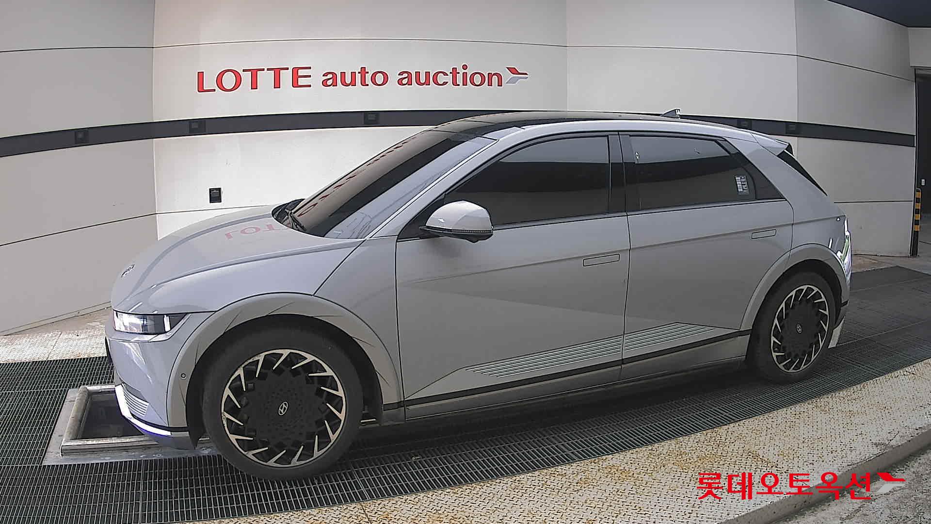 2022 - hyundai ioniq