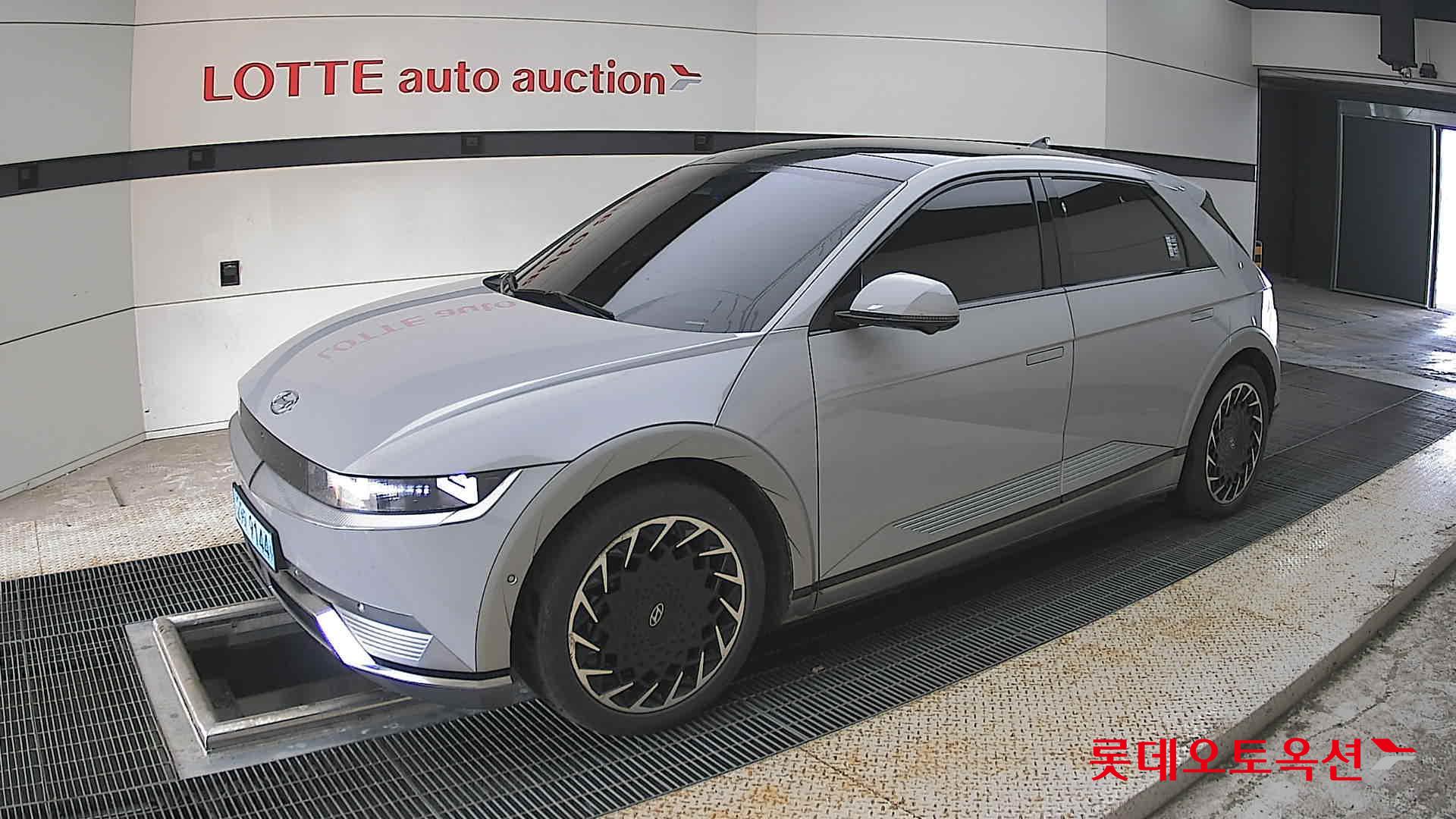 2022 - hyundai ioniq
