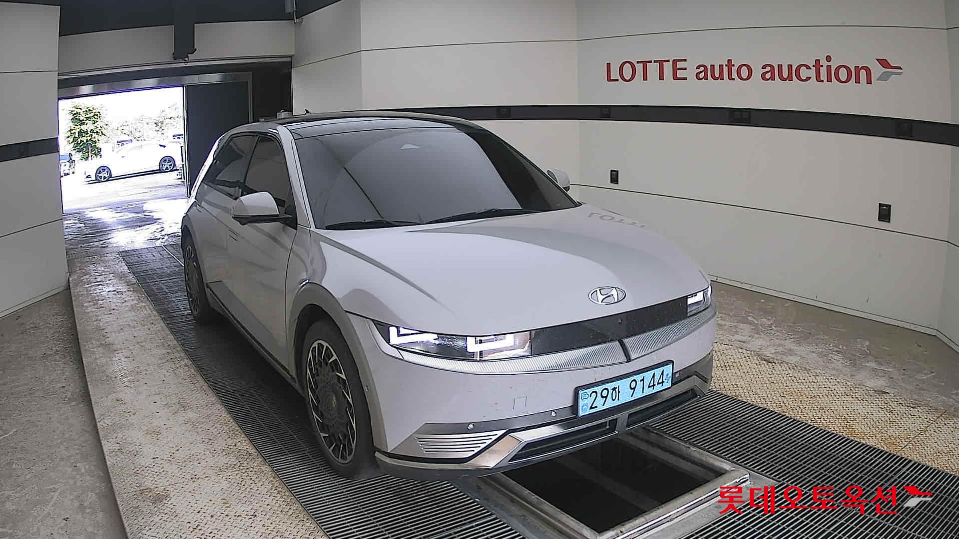 2022 - hyundai ioniq