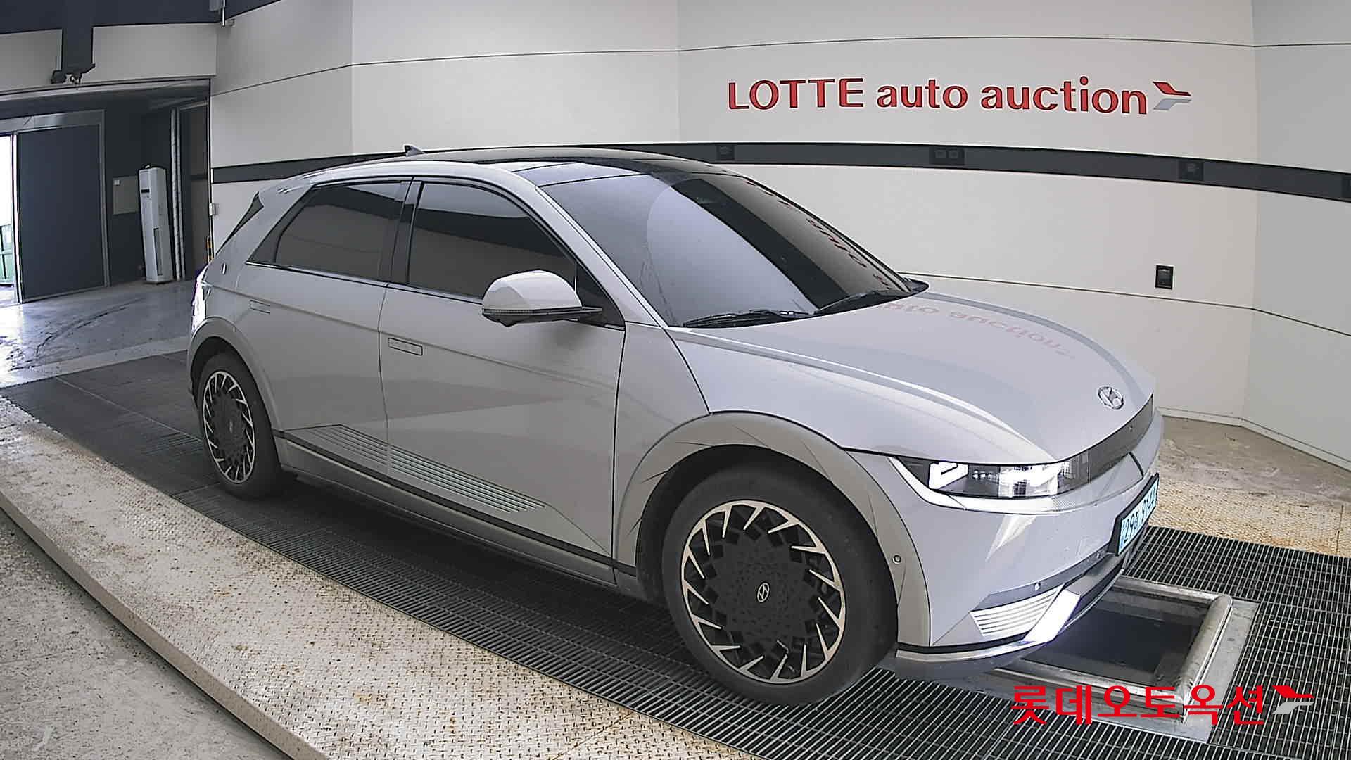 2022 - hyundai ioniq