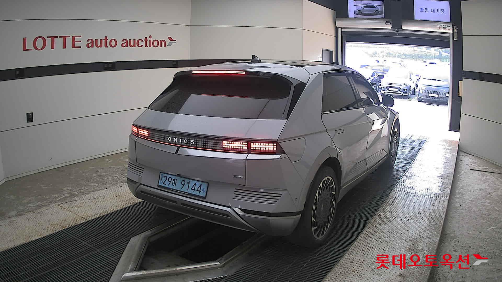 2022 - hyundai ioniq
