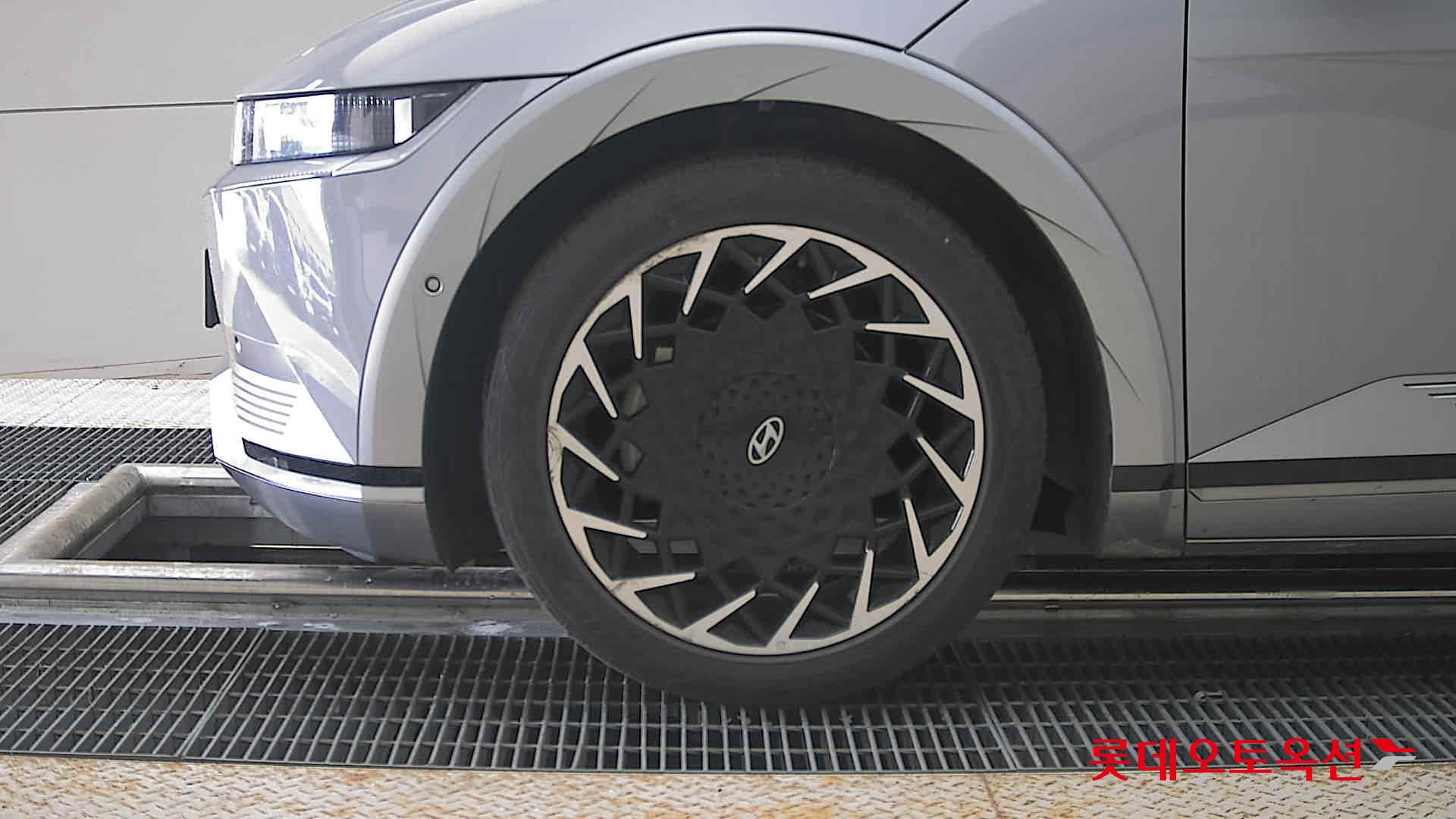 2022 - hyundai ioniq