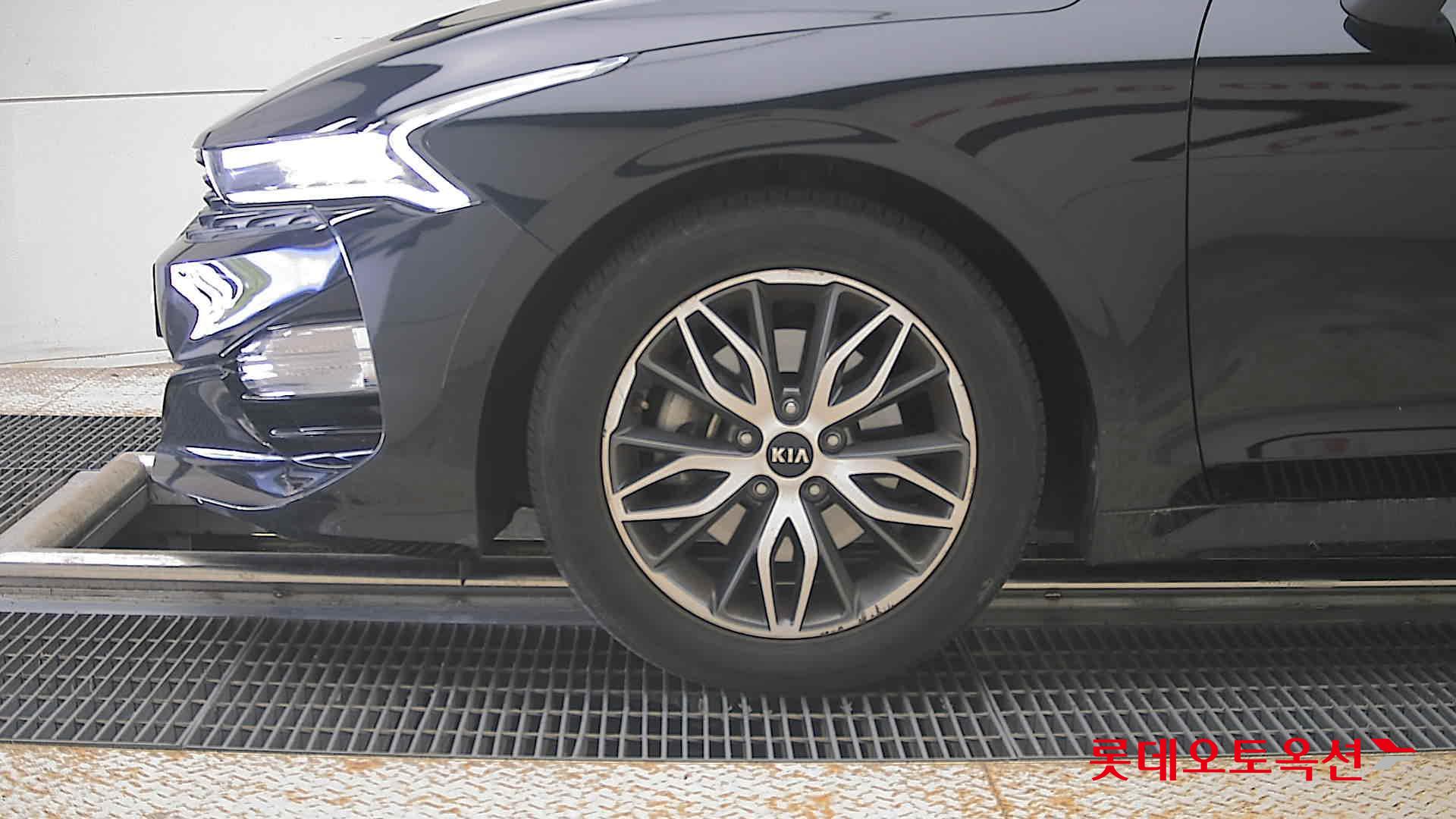 2020 - kia k5