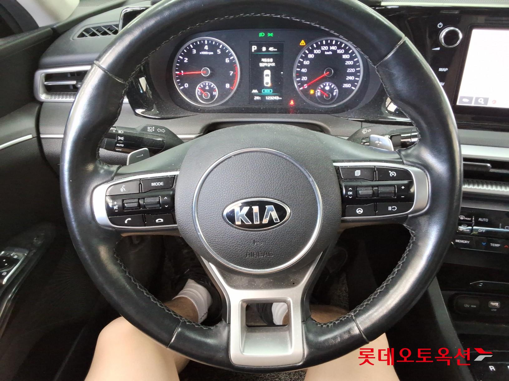 2020 - kia k5
