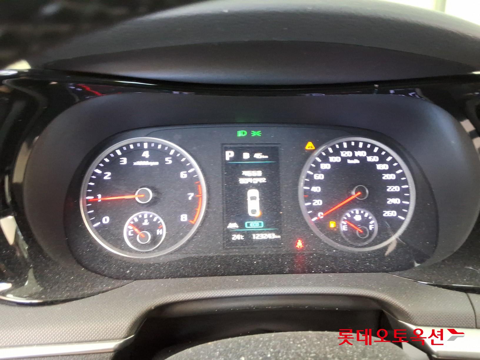 2020 - kia k5
