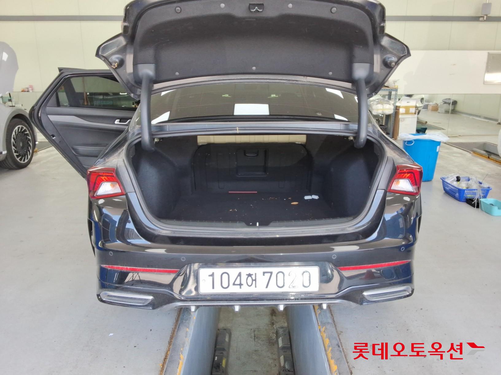 2020 - kia k5