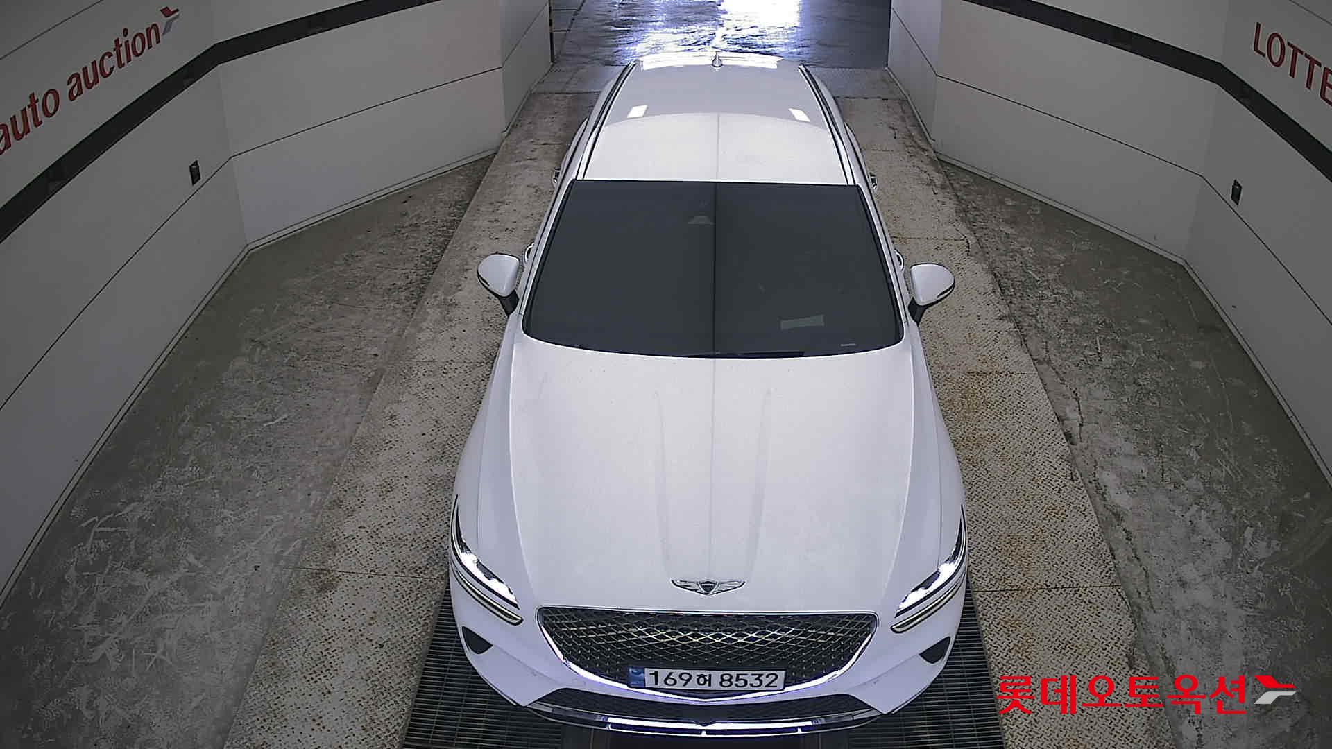 2023 - genesis gv70