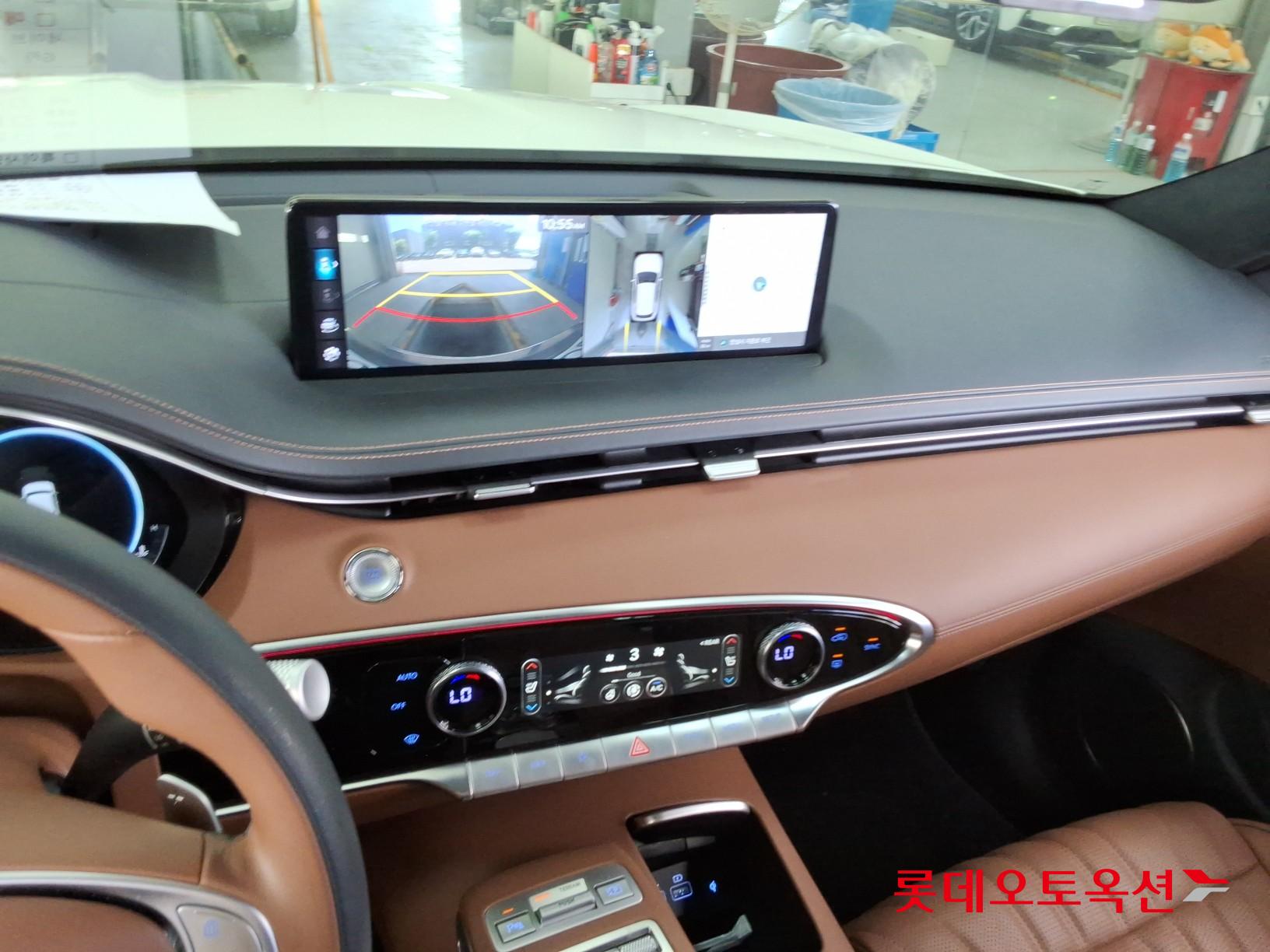 2023 - genesis gv70