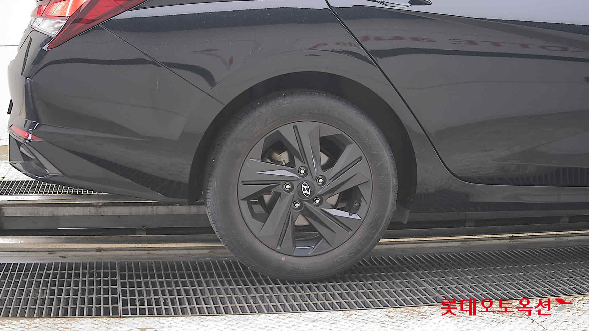 2023 - hyundai avante
