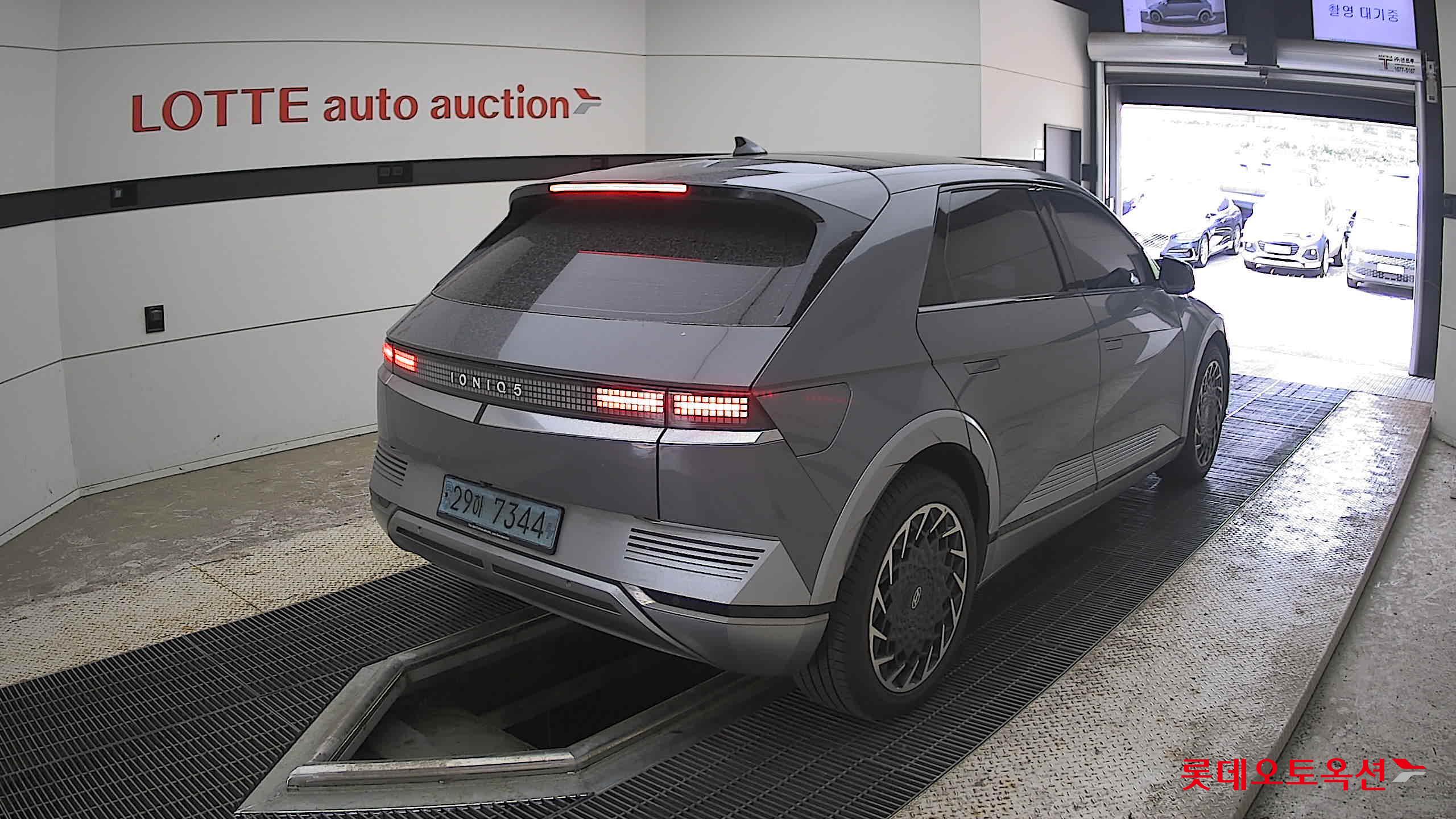 2022 - hyundai ioniq