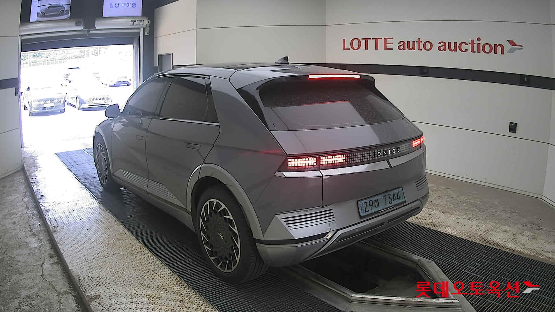 2022 - hyundai ioniq