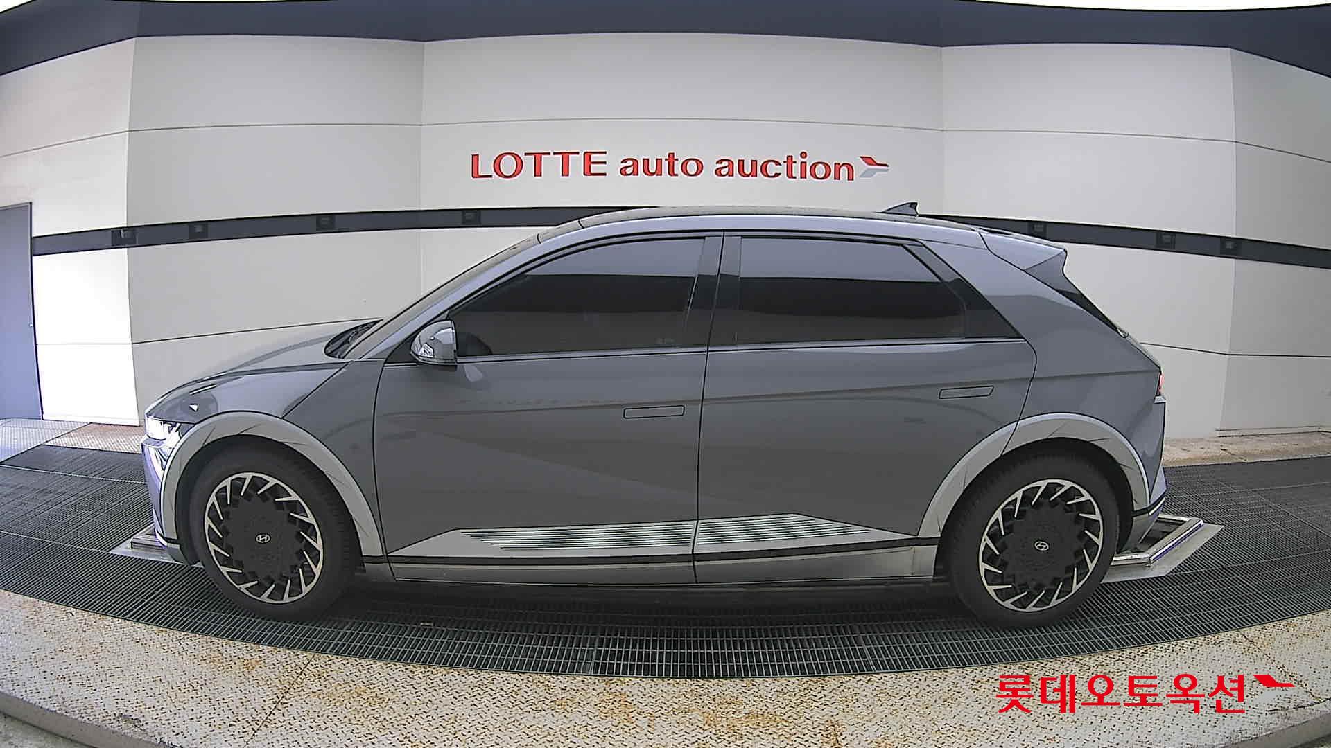 2022 - hyundai ioniq