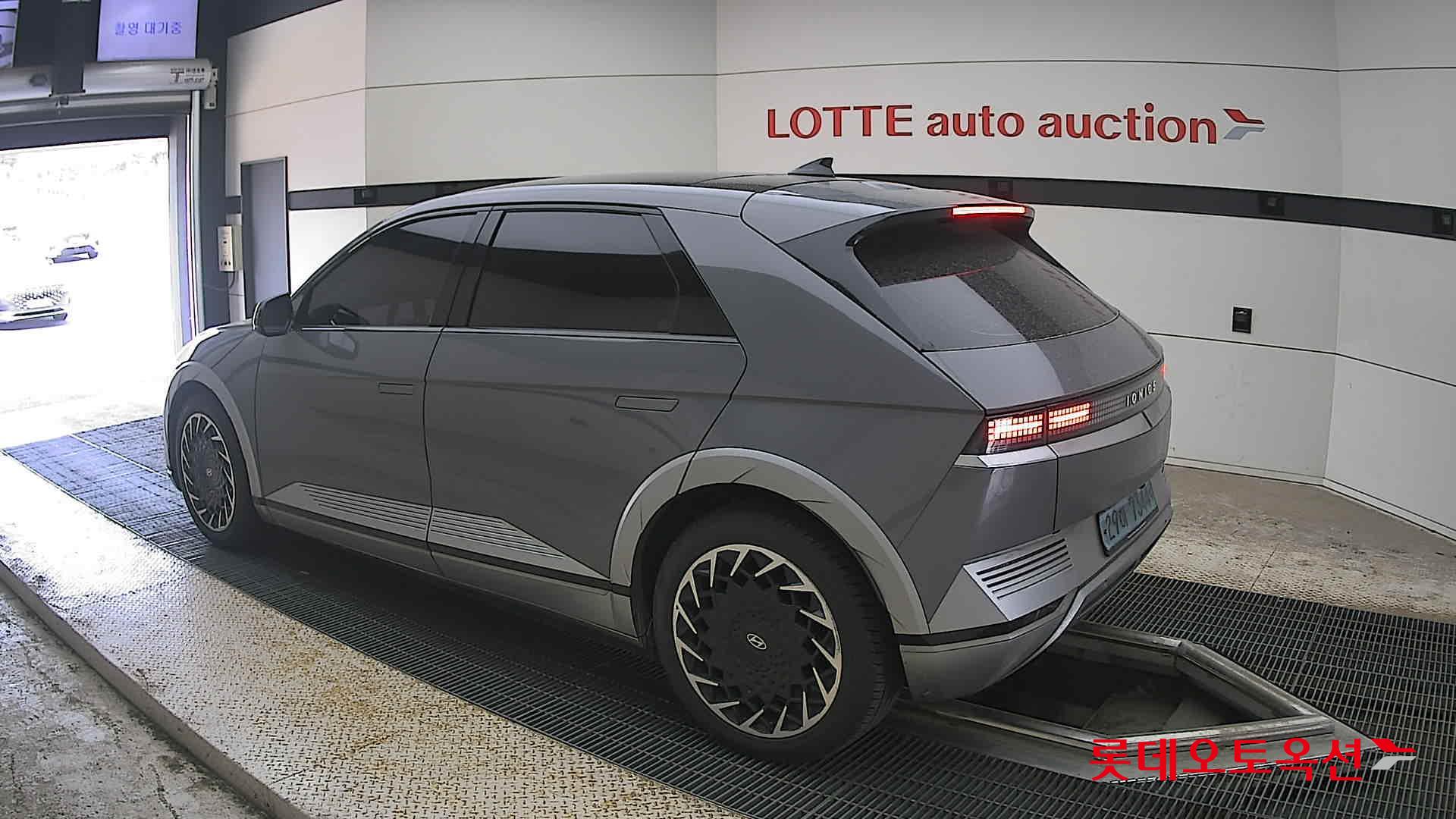 2022 - hyundai ioniq
