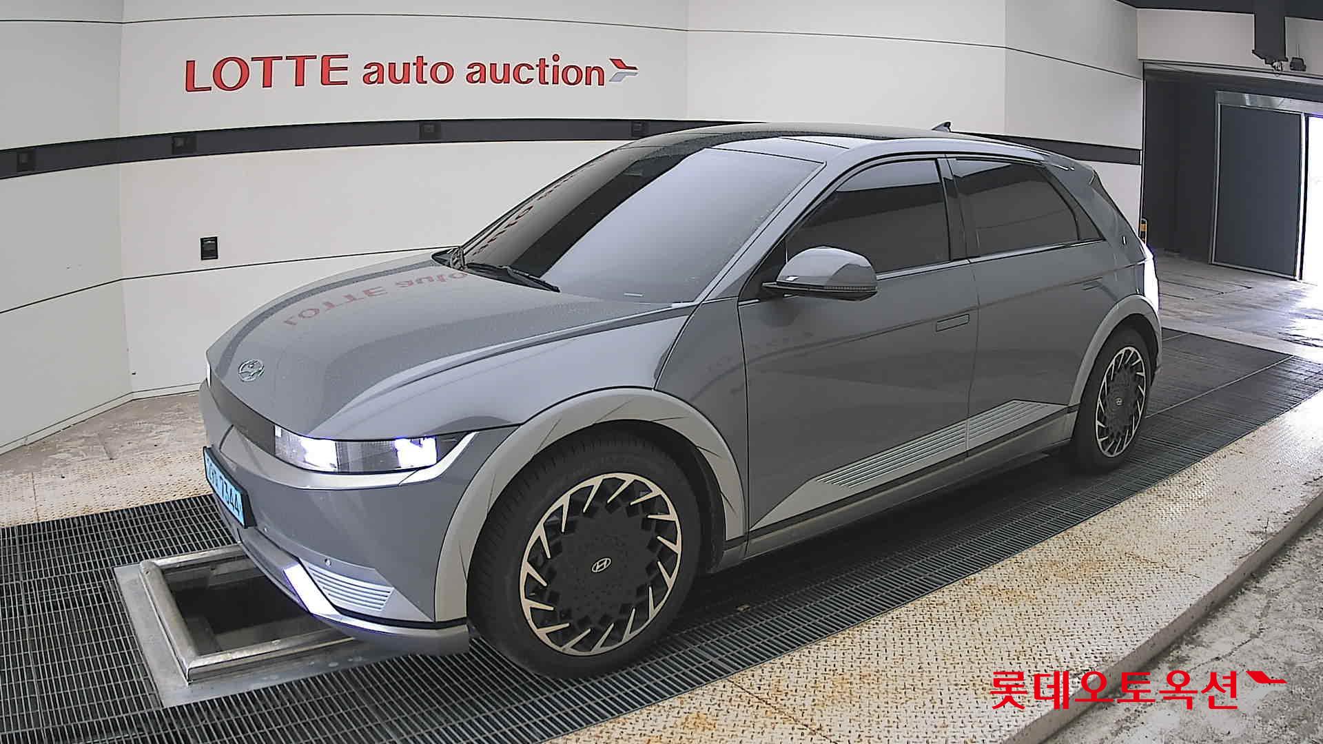 2022 - hyundai ioniq