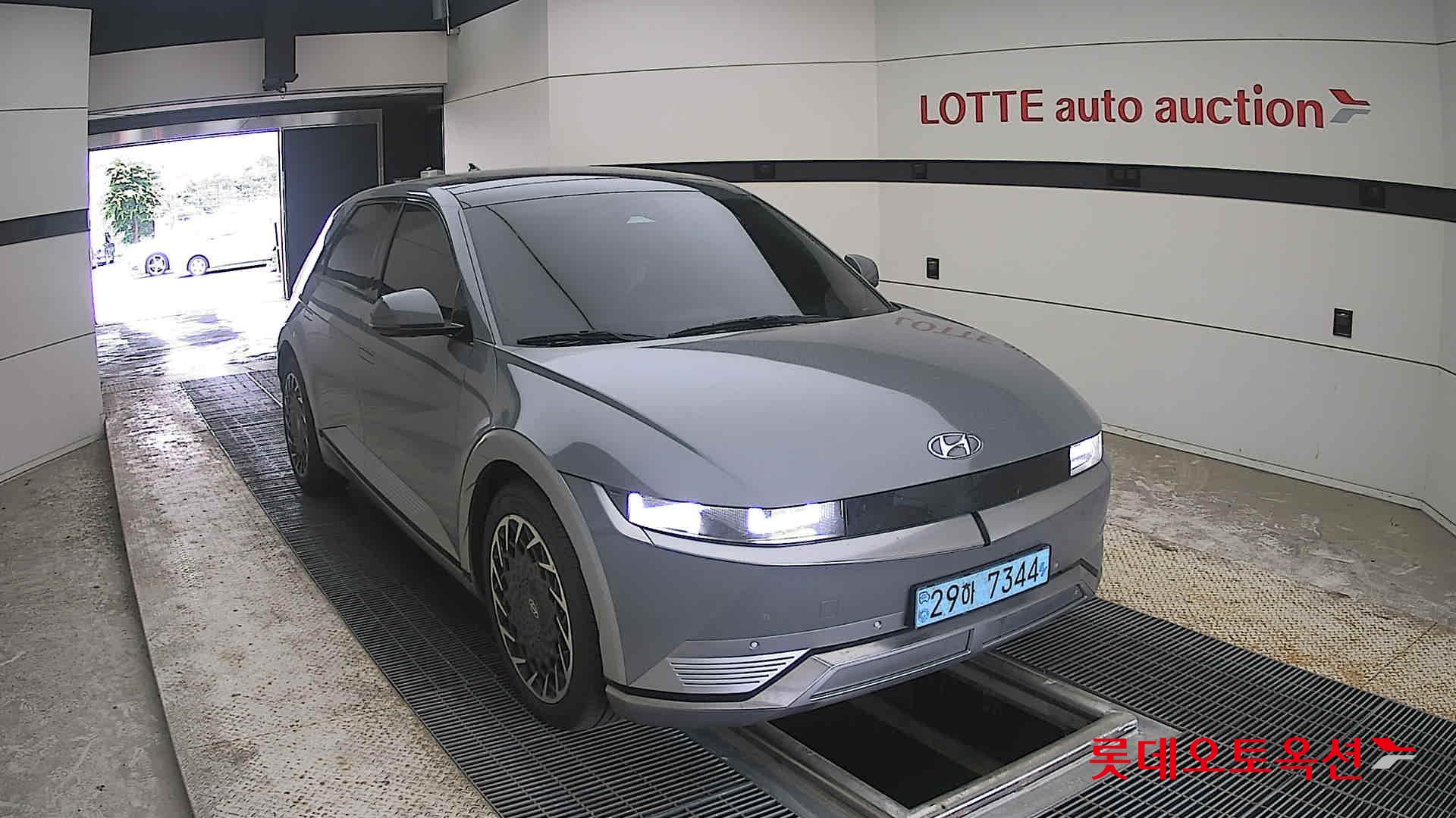 2022 - hyundai ioniq