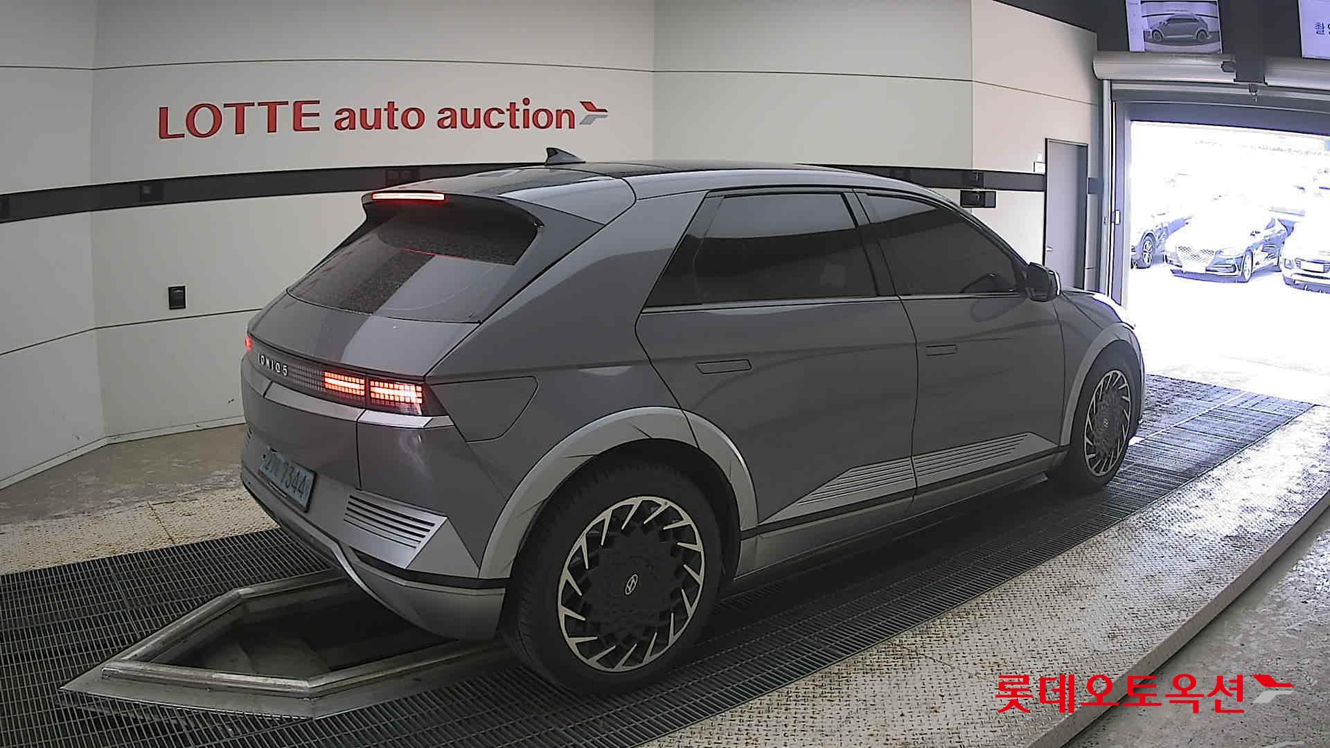 2022 - hyundai ioniq