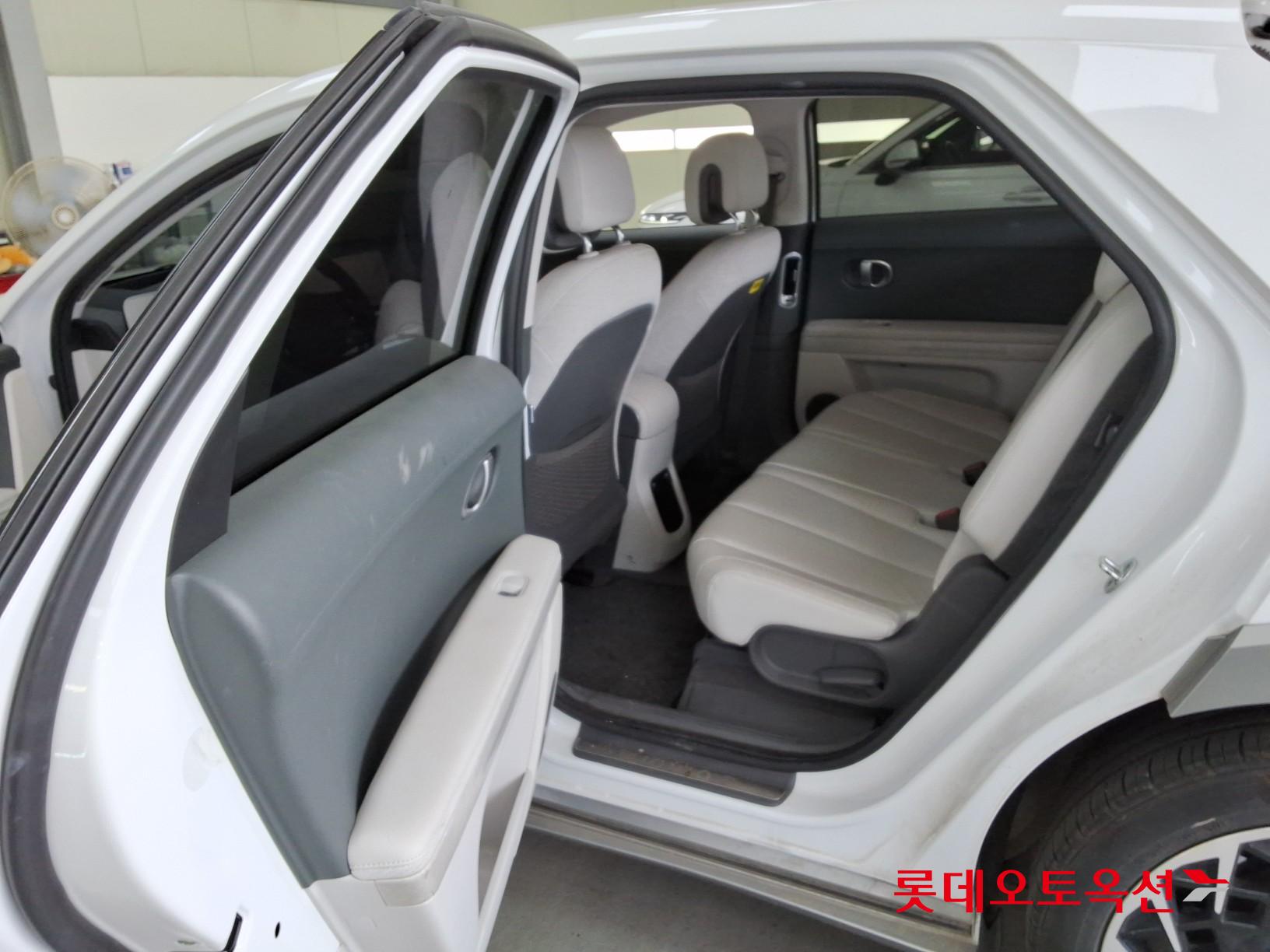 2022 - hyundai ioniq