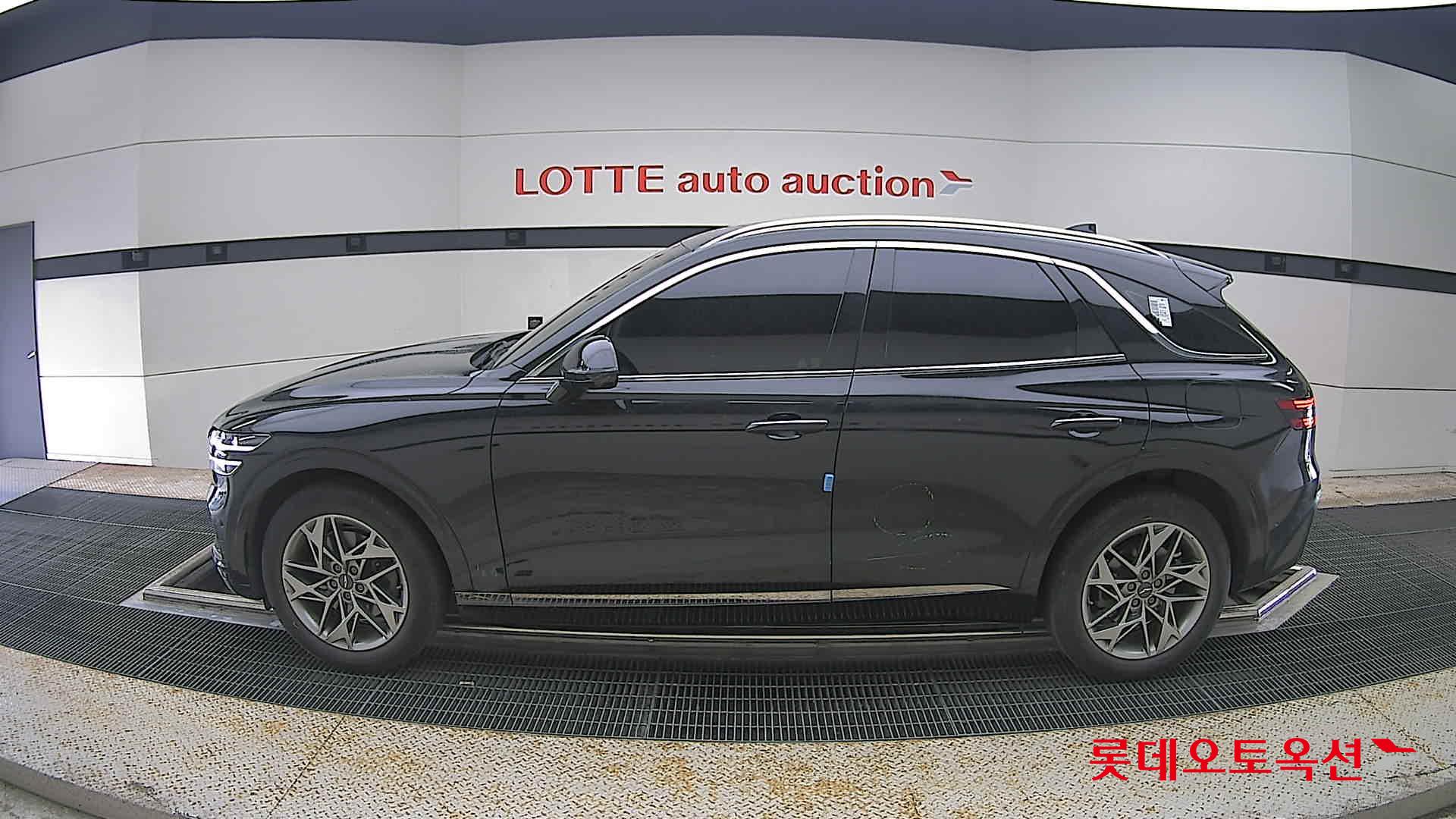 2022 - genesis gv70
