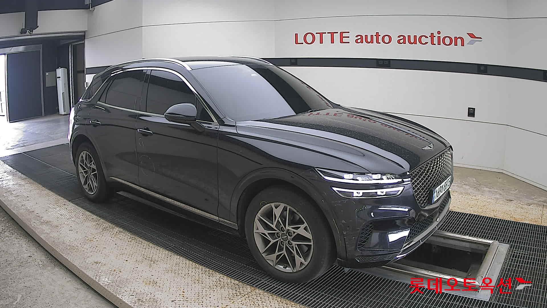 2022 - genesis gv70