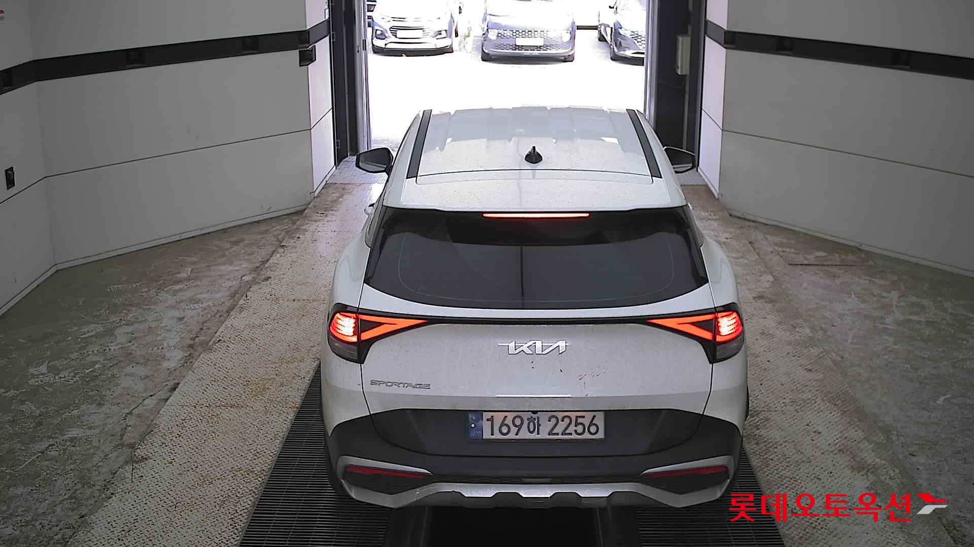 2022 - kia sportage