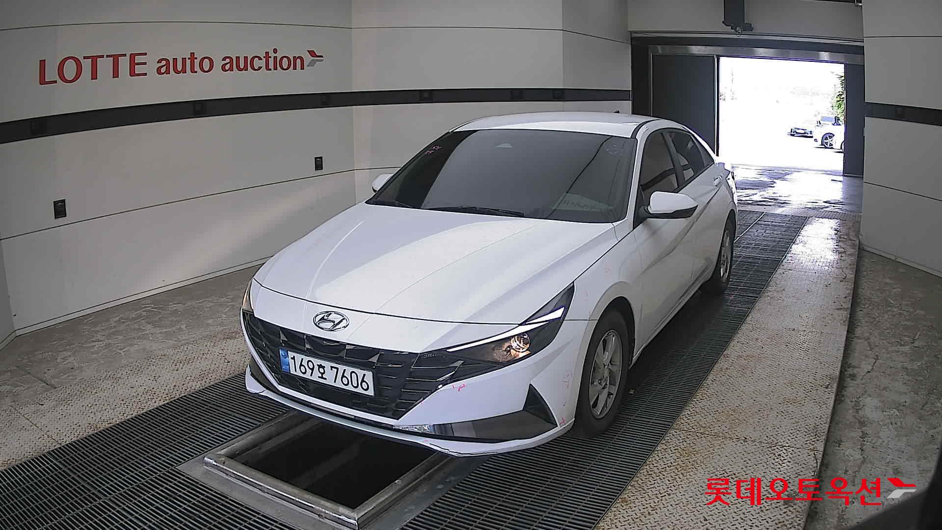 2023 - hyundai avante