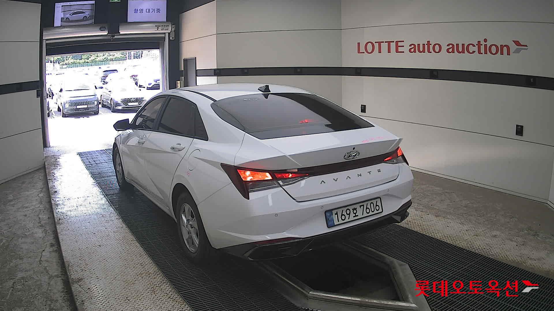 2023 - hyundai avante