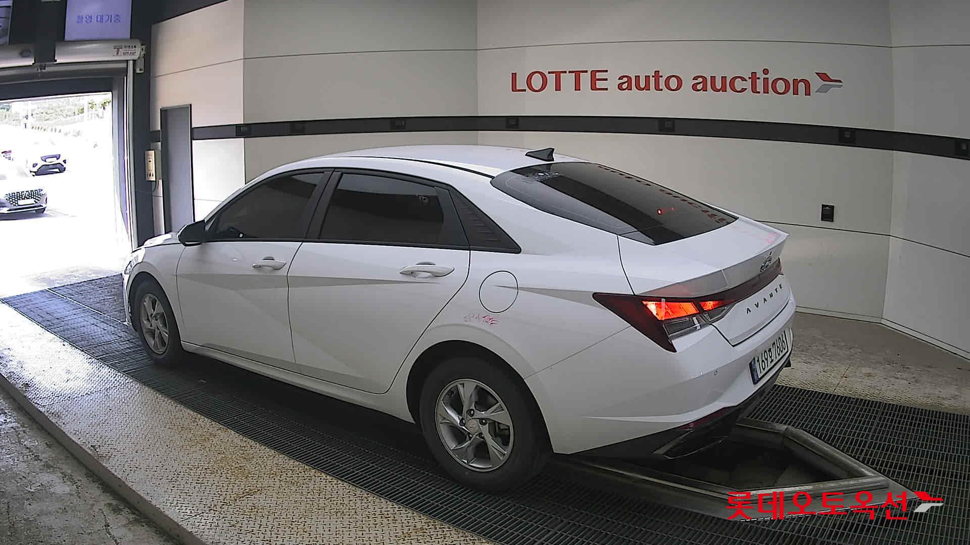 2023 - hyundai avante