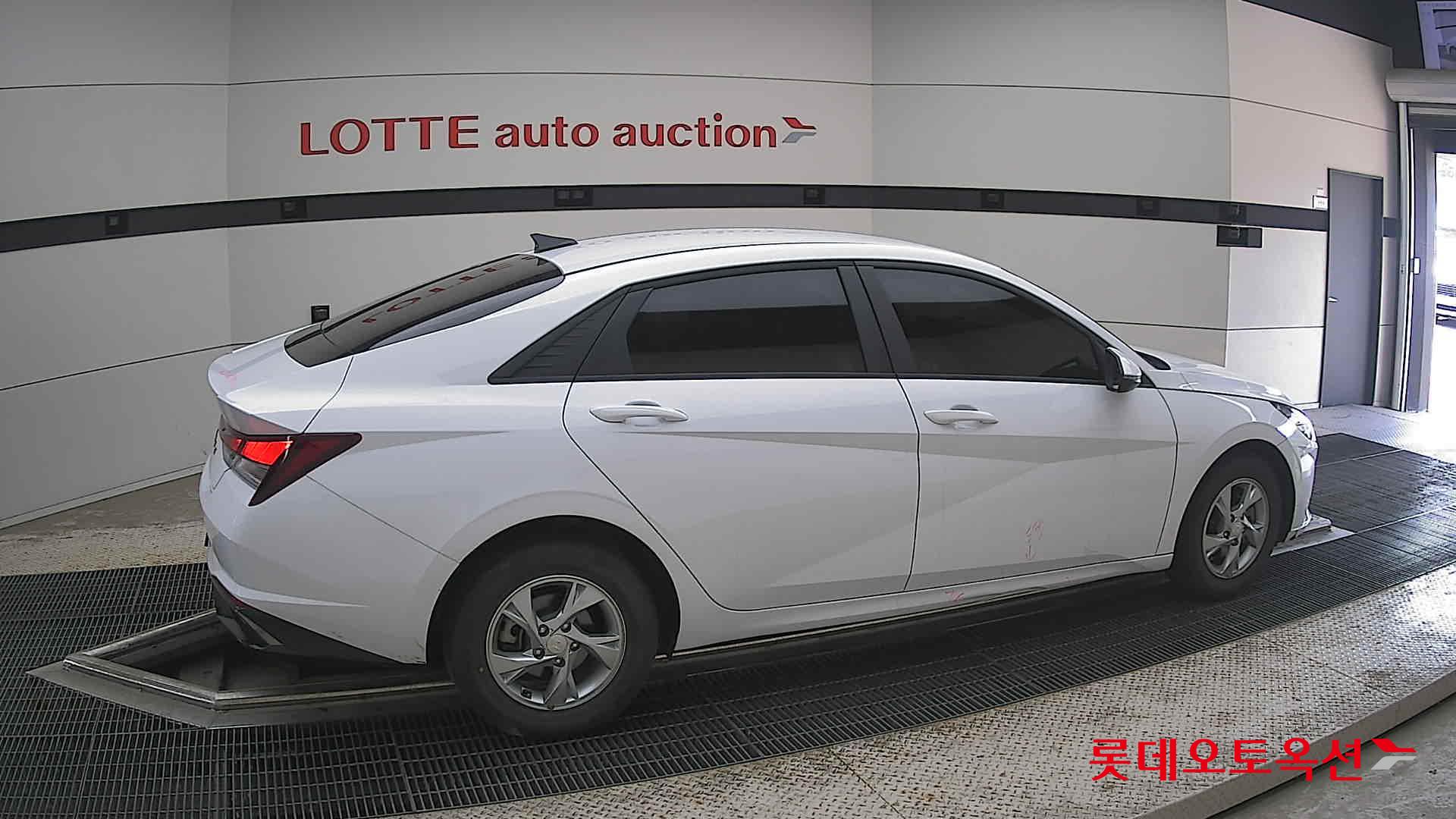 2023 - hyundai avante