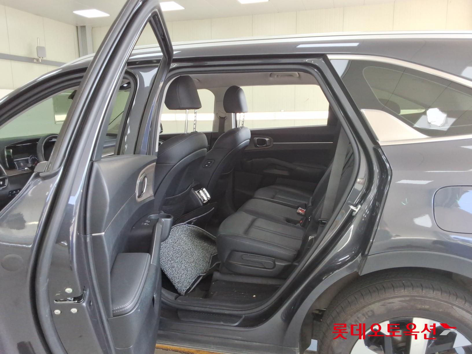 2023 - kia sorento