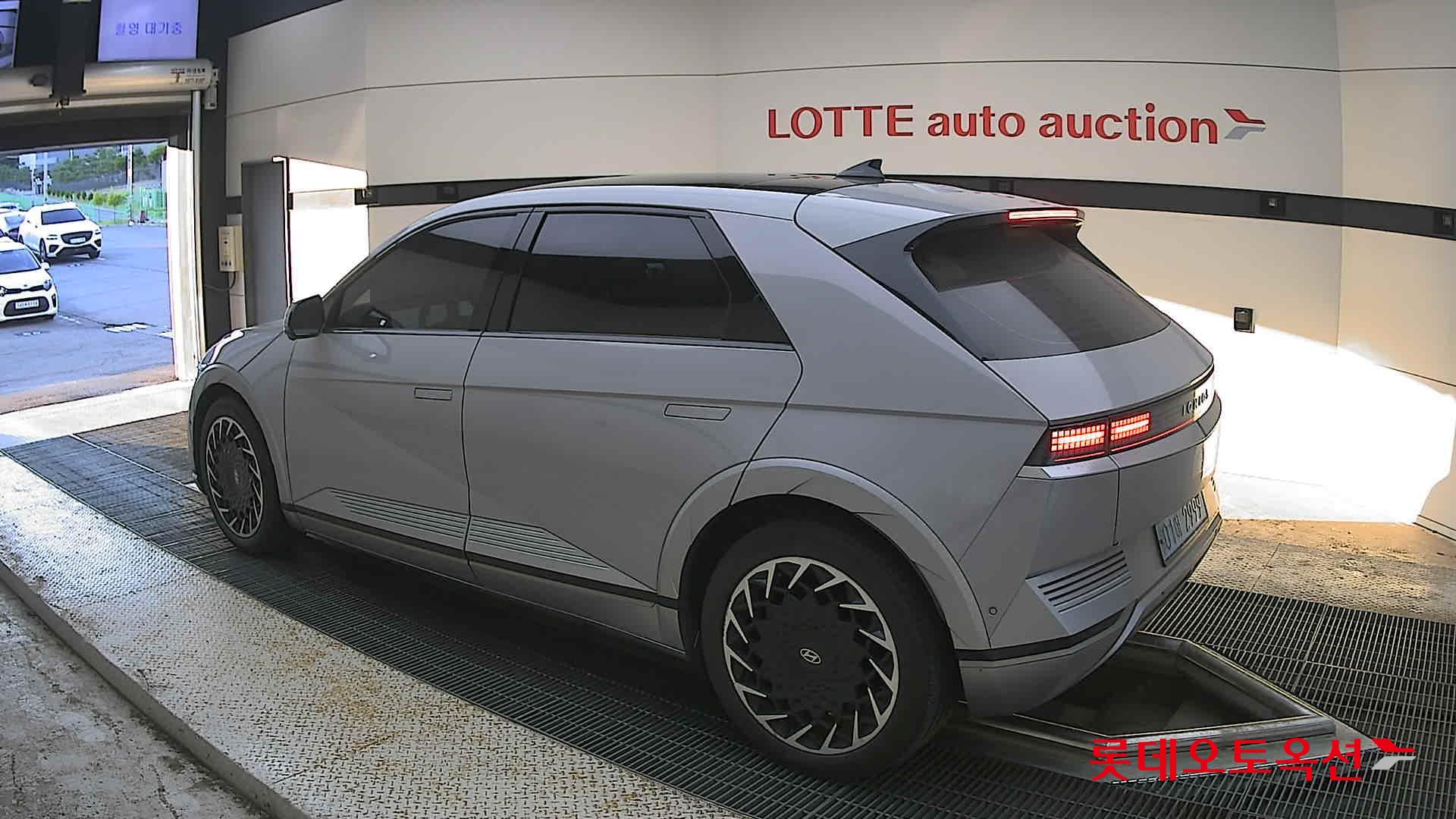 2022 - hyundai ioniq