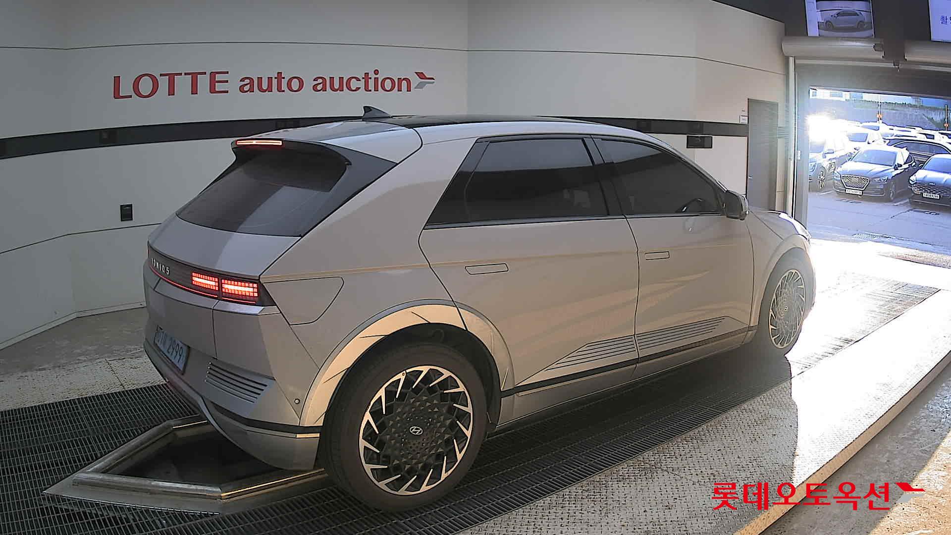 2022 - hyundai ioniq