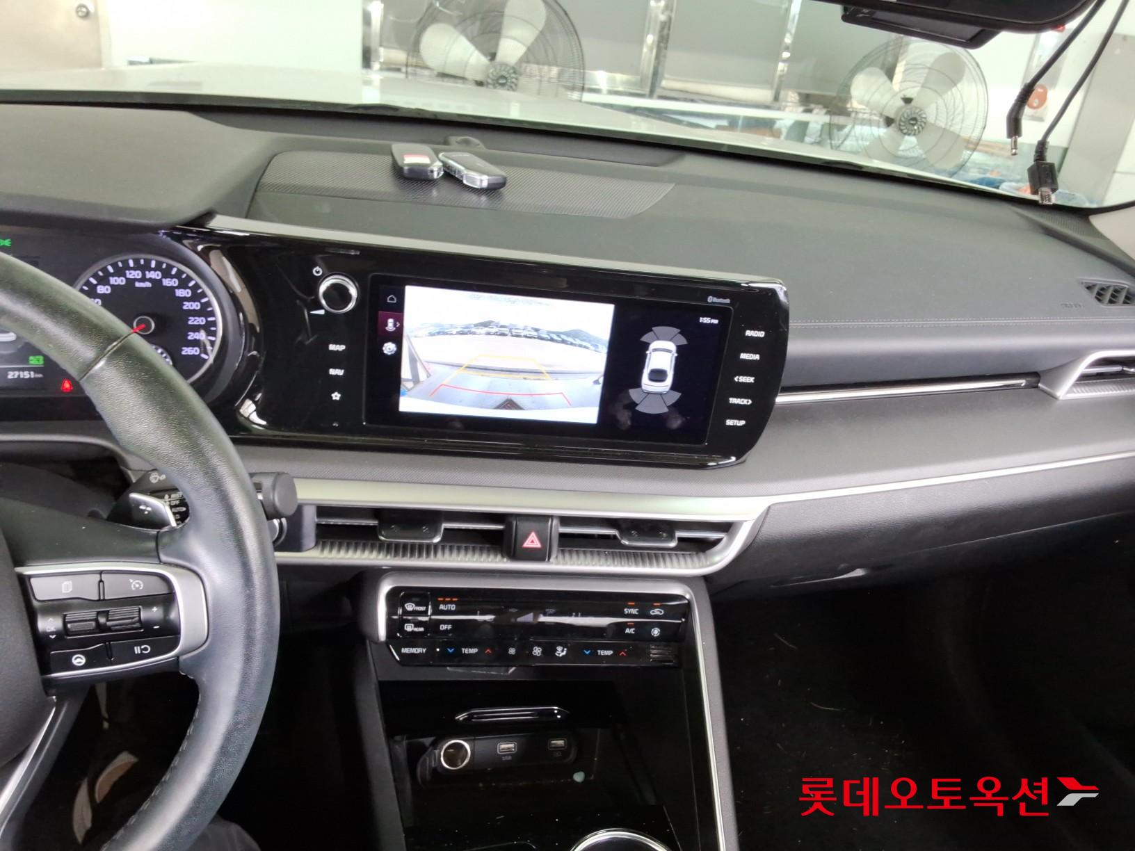 2022 - kia k5