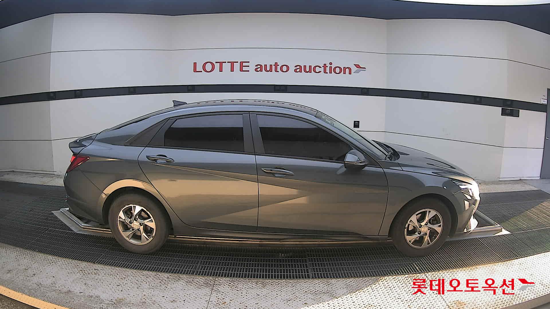 2021 - hyundai avante