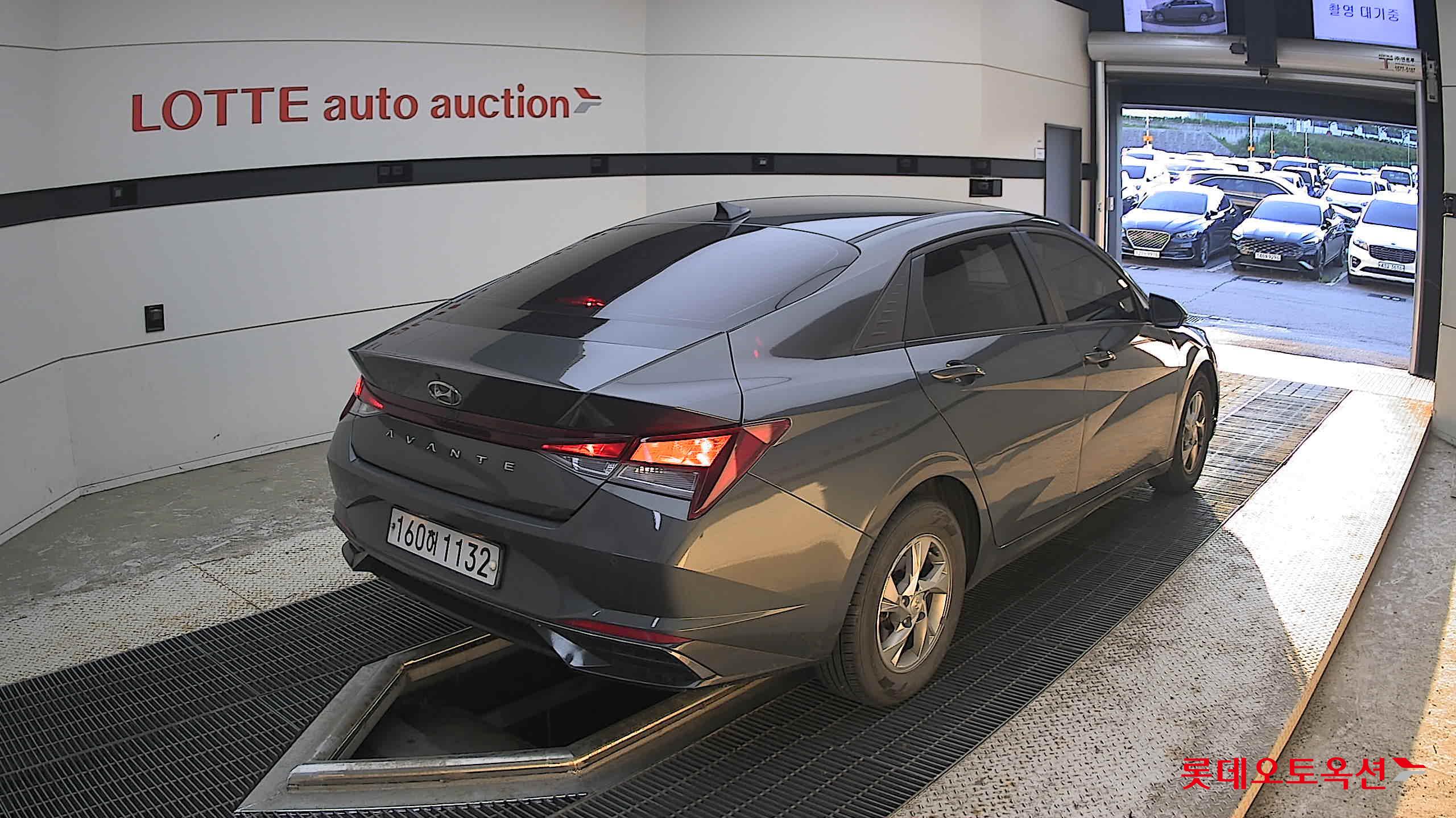 2021 - hyundai avante