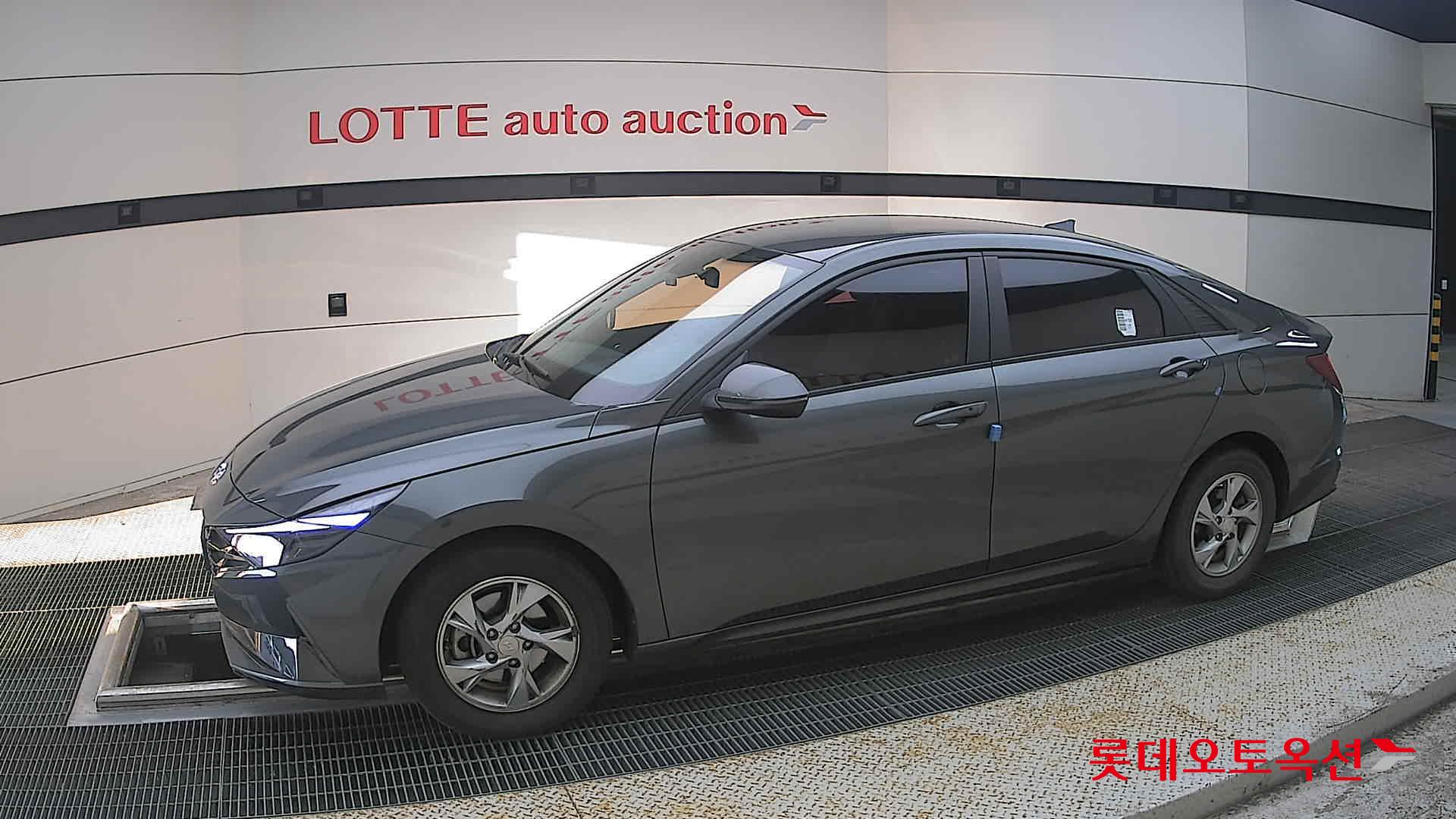 2021 - hyundai avante