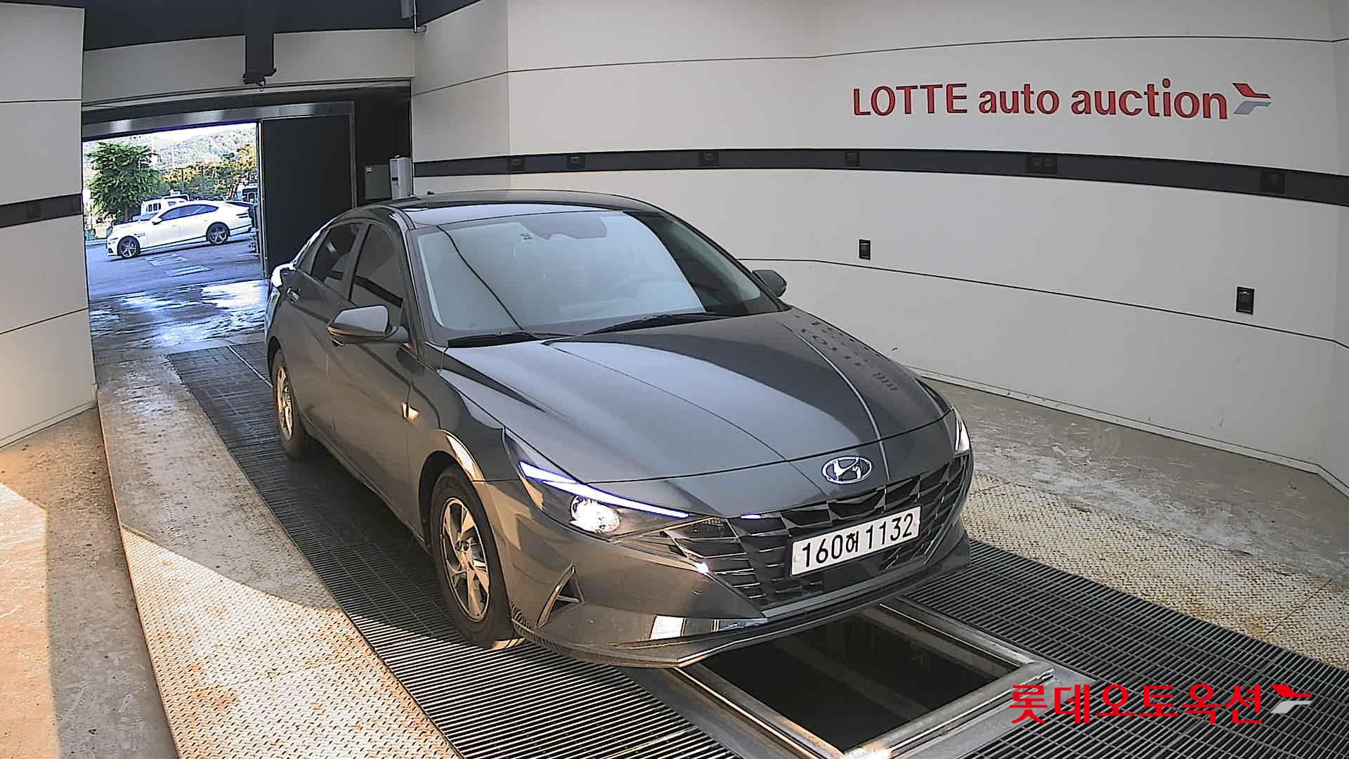 2021 - hyundai avante