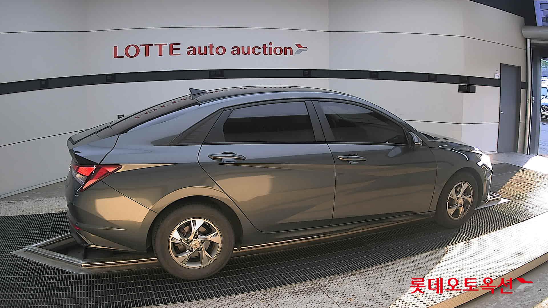 2021 - hyundai avante