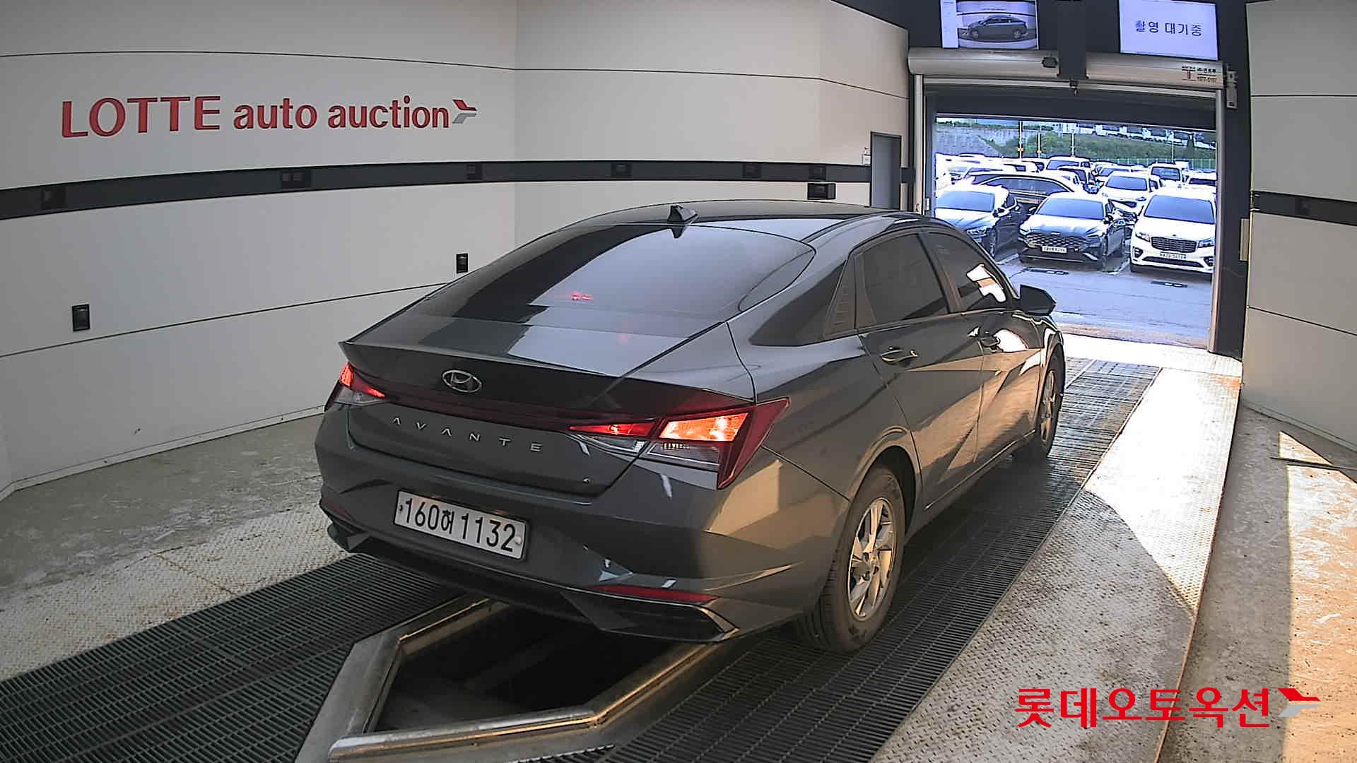 2021 - hyundai avante