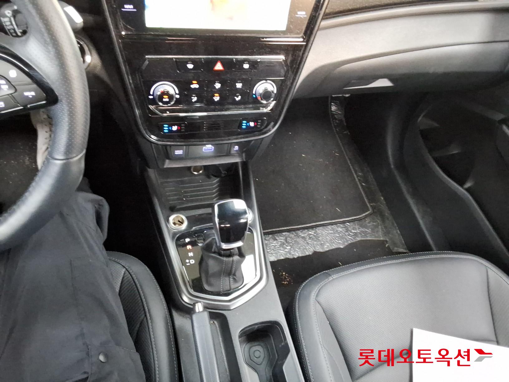 2021 - ssangyong tivoli