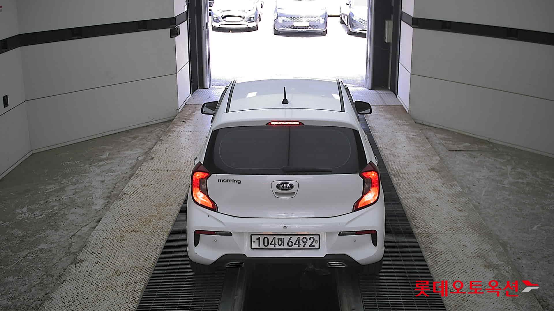 2021 - kia morning