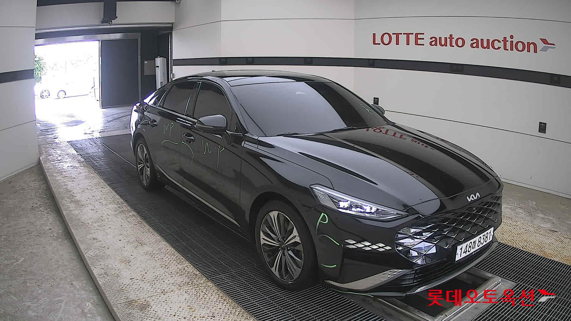2022 - kia k8