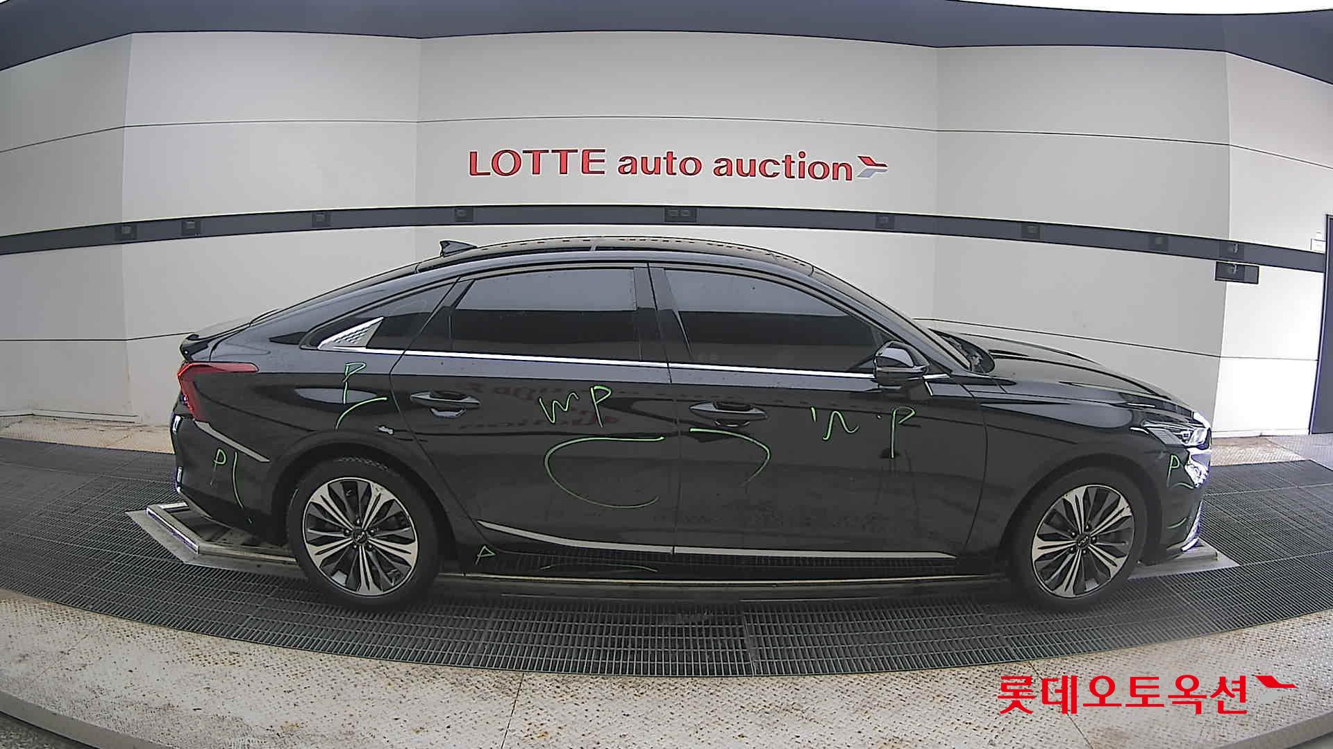 2022 - kia k8