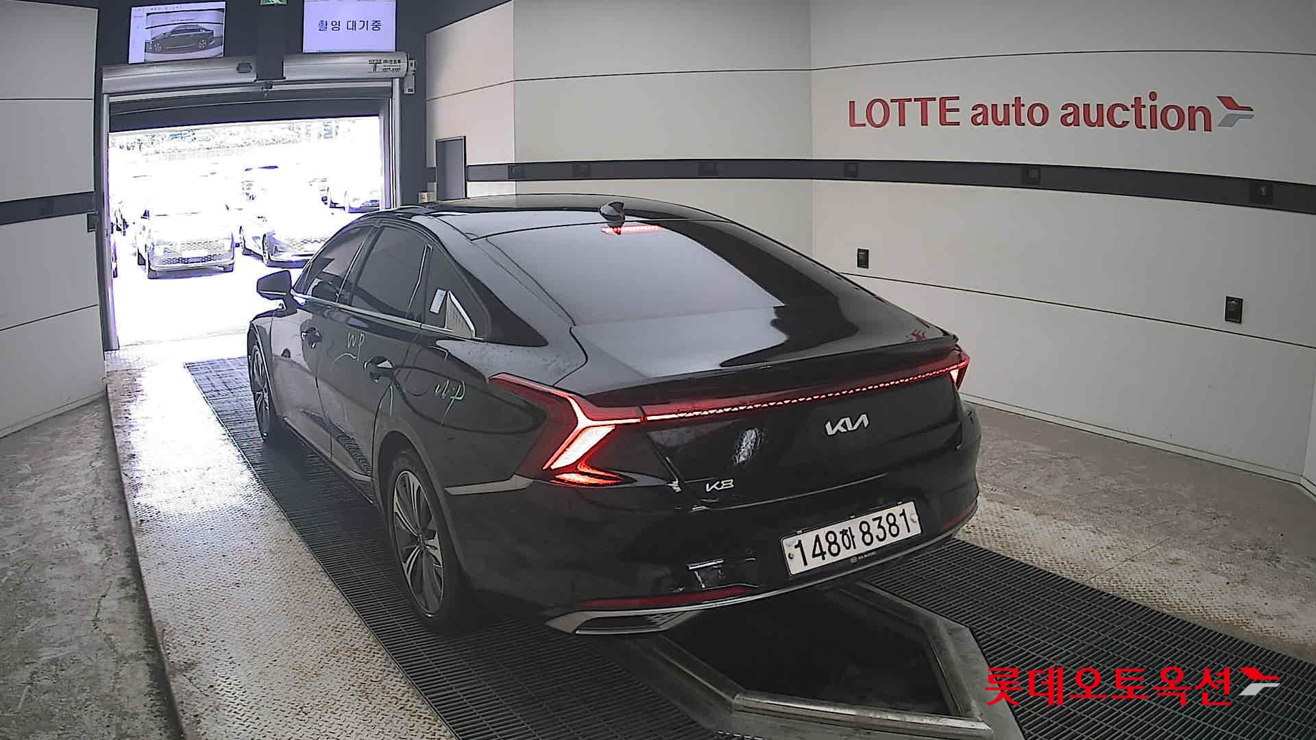 2022 - kia k8