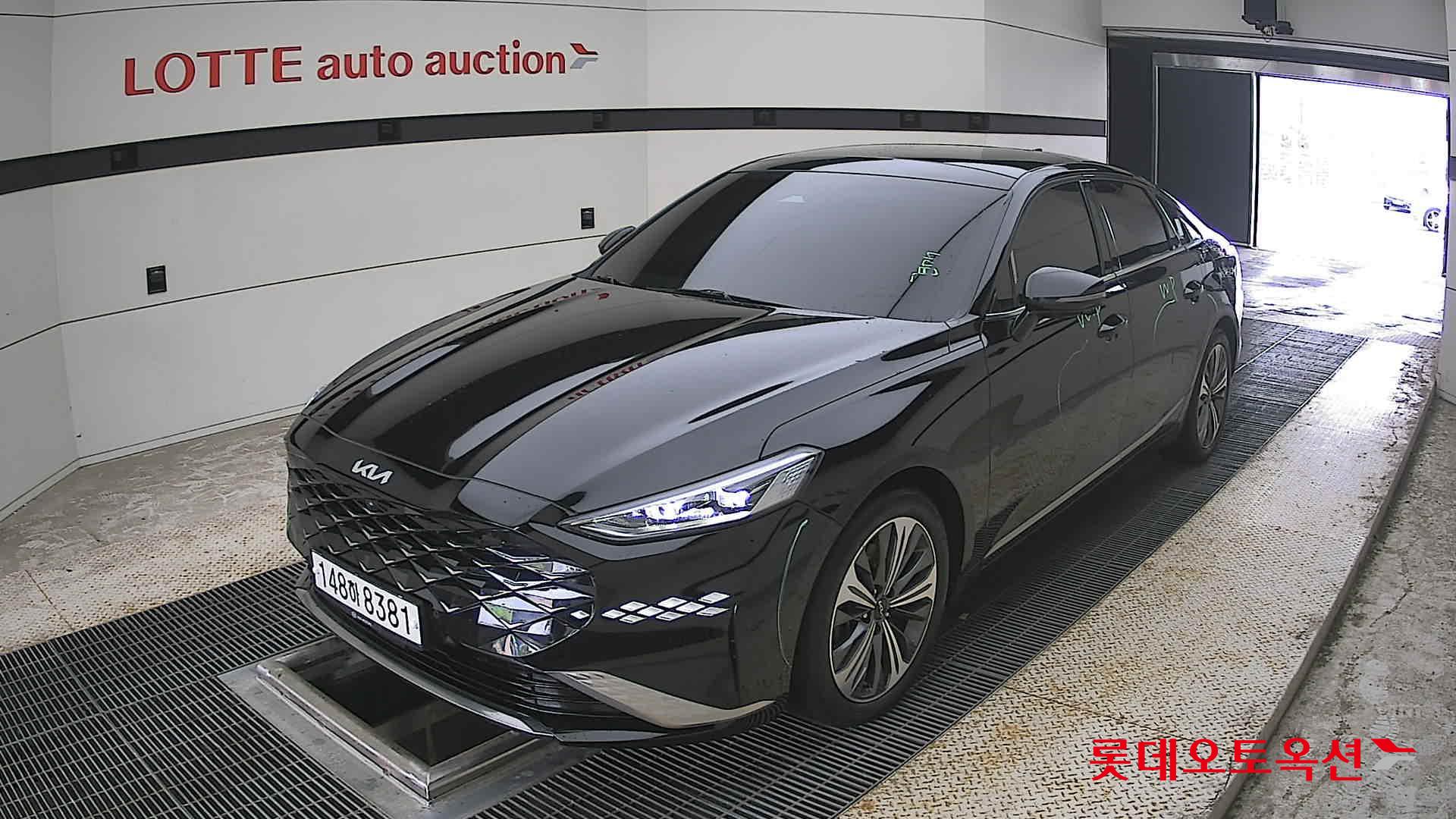 2022 - kia k8